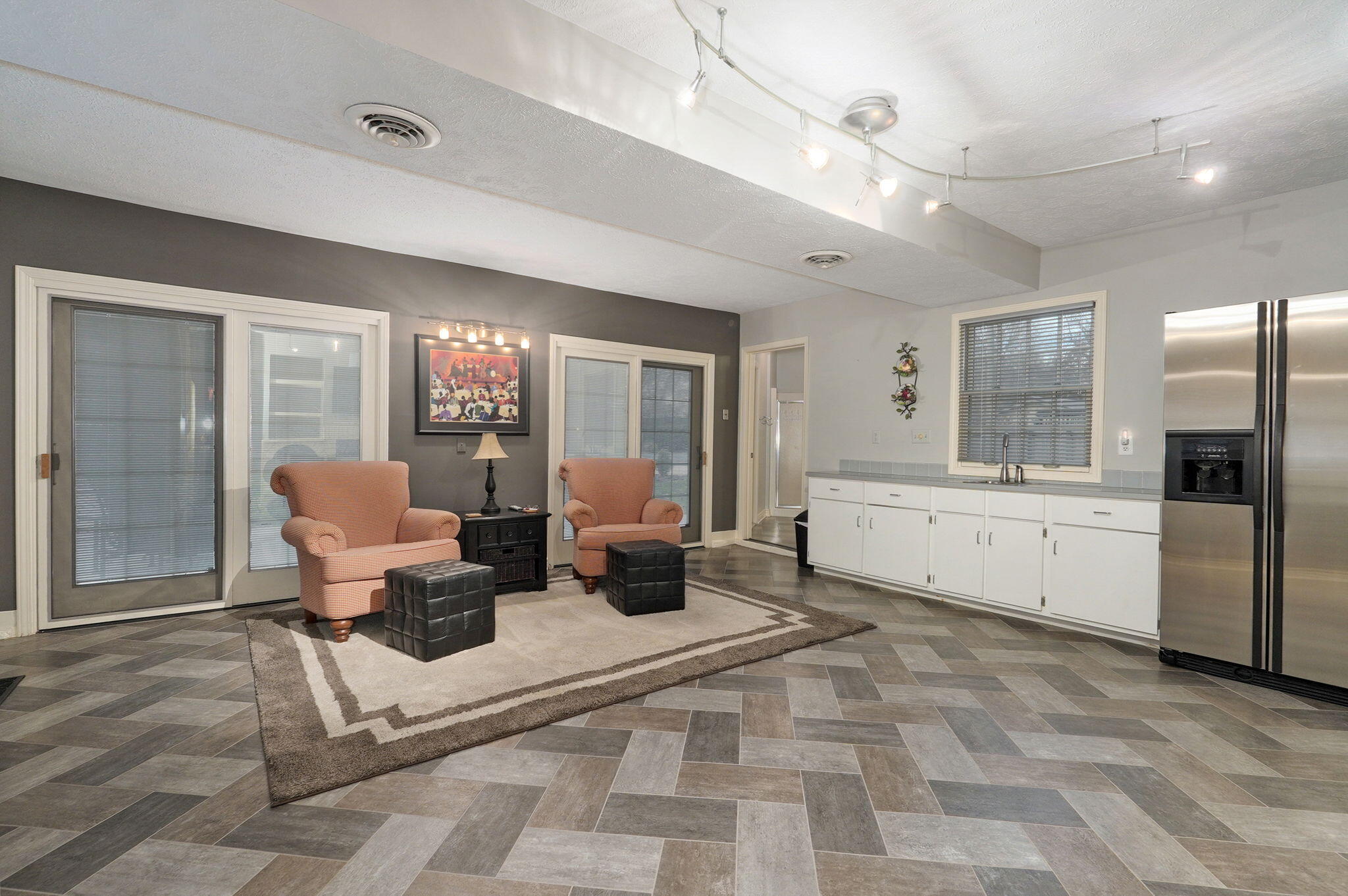 Country Club Distrct - Residential