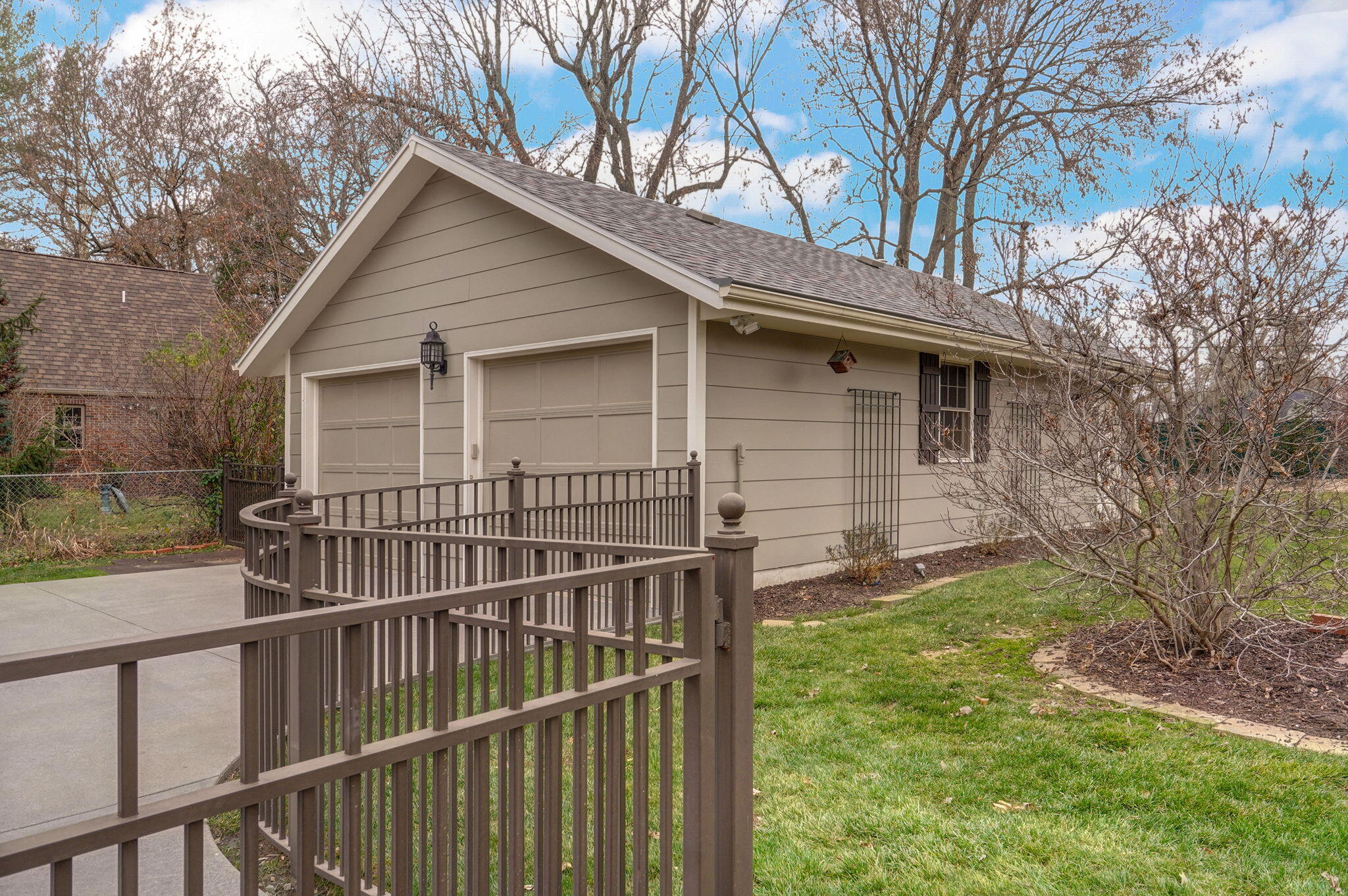 Country Club Distrct - Residential