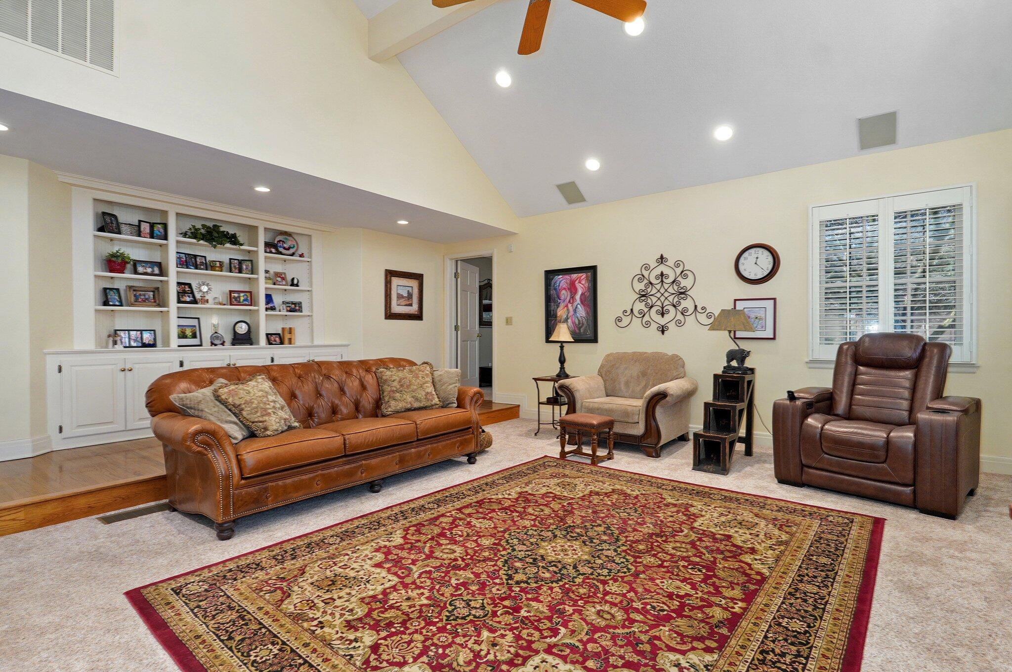 Country Club Distrct - Residential