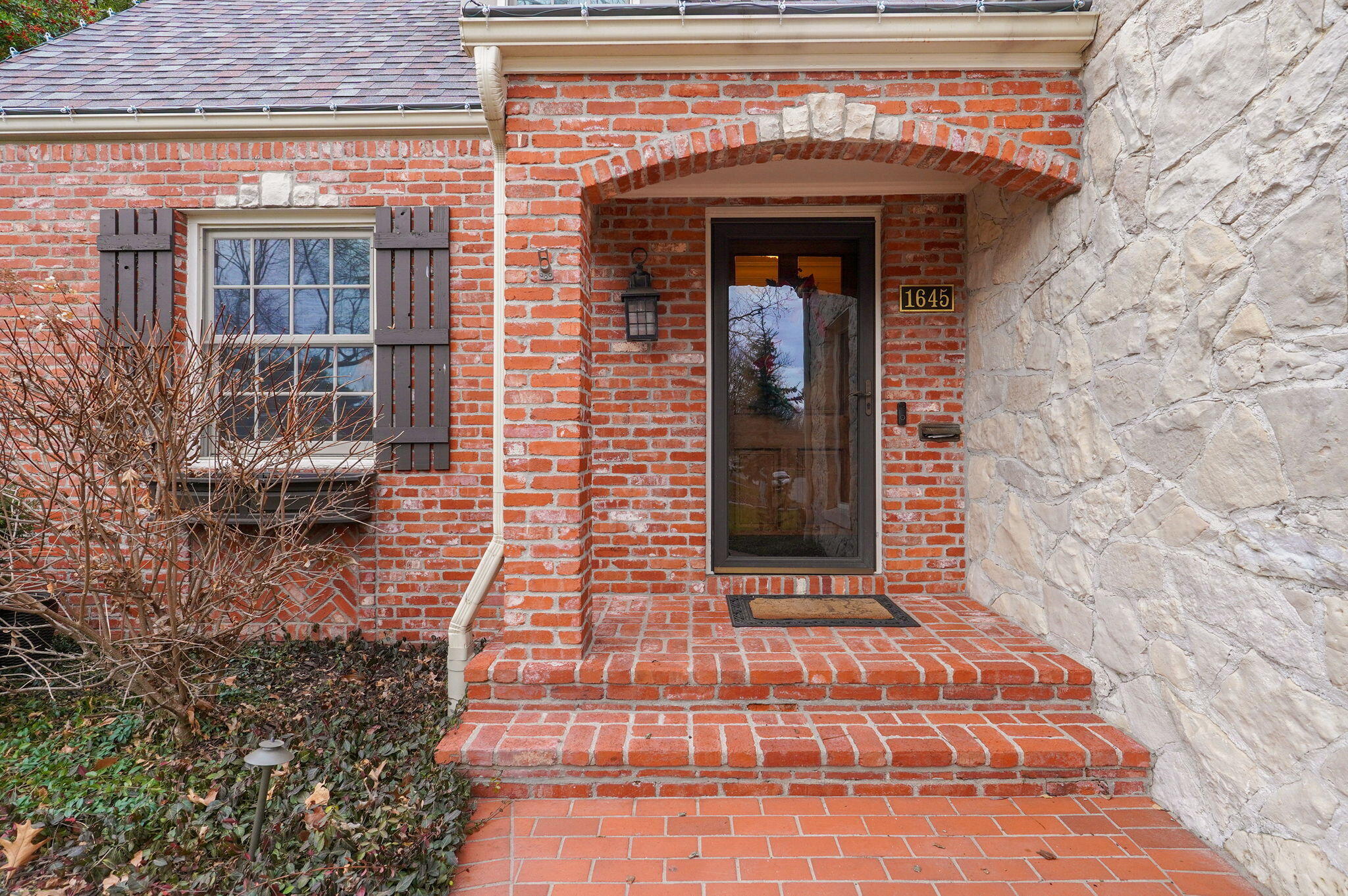 Country Club Distrct - Residential