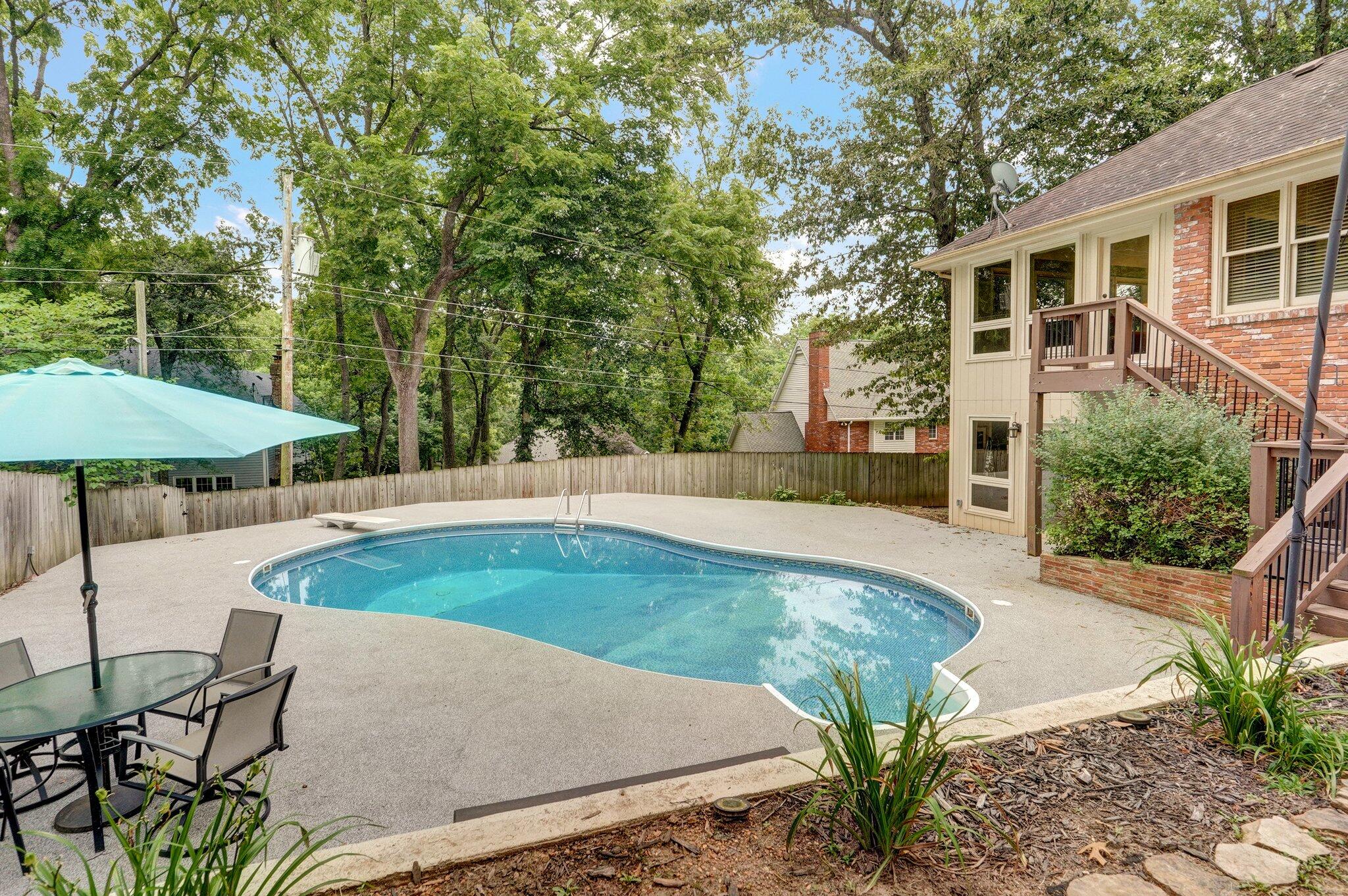 Oak Knolls - Residential