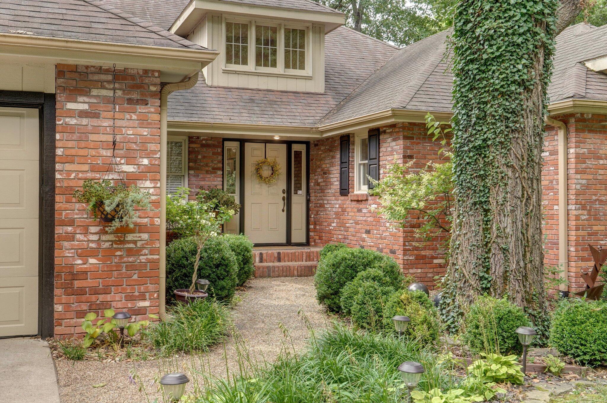 Oak Knolls - Residential