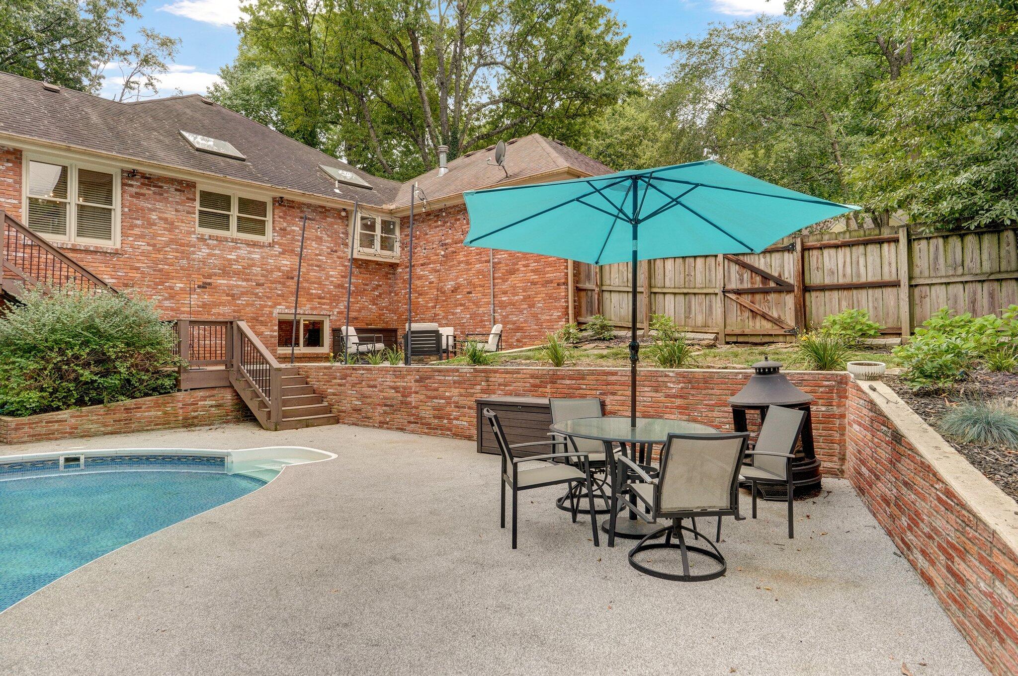 Oak Knolls - Residential