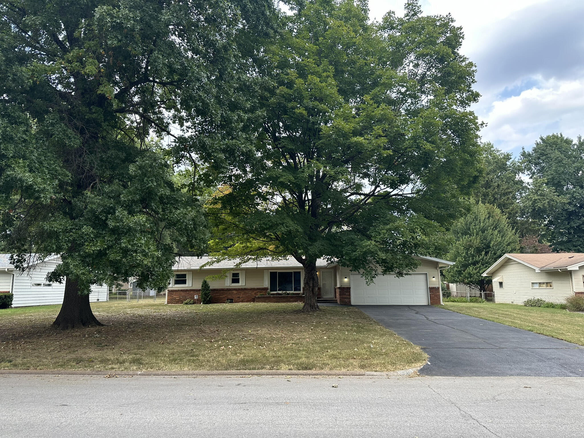 Park Crest Village - Residential