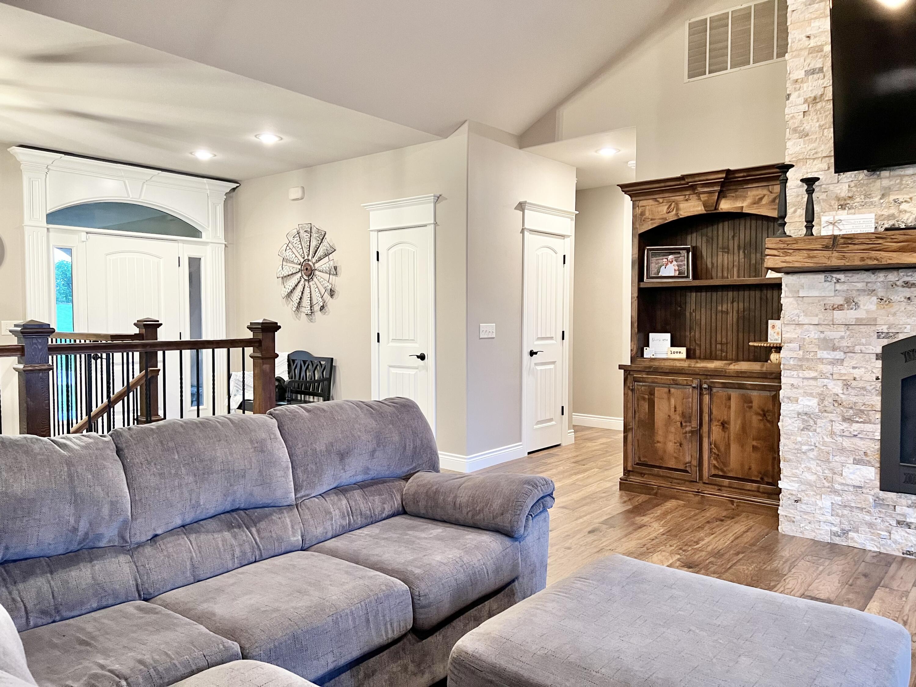 Benton-Not in List - Residential