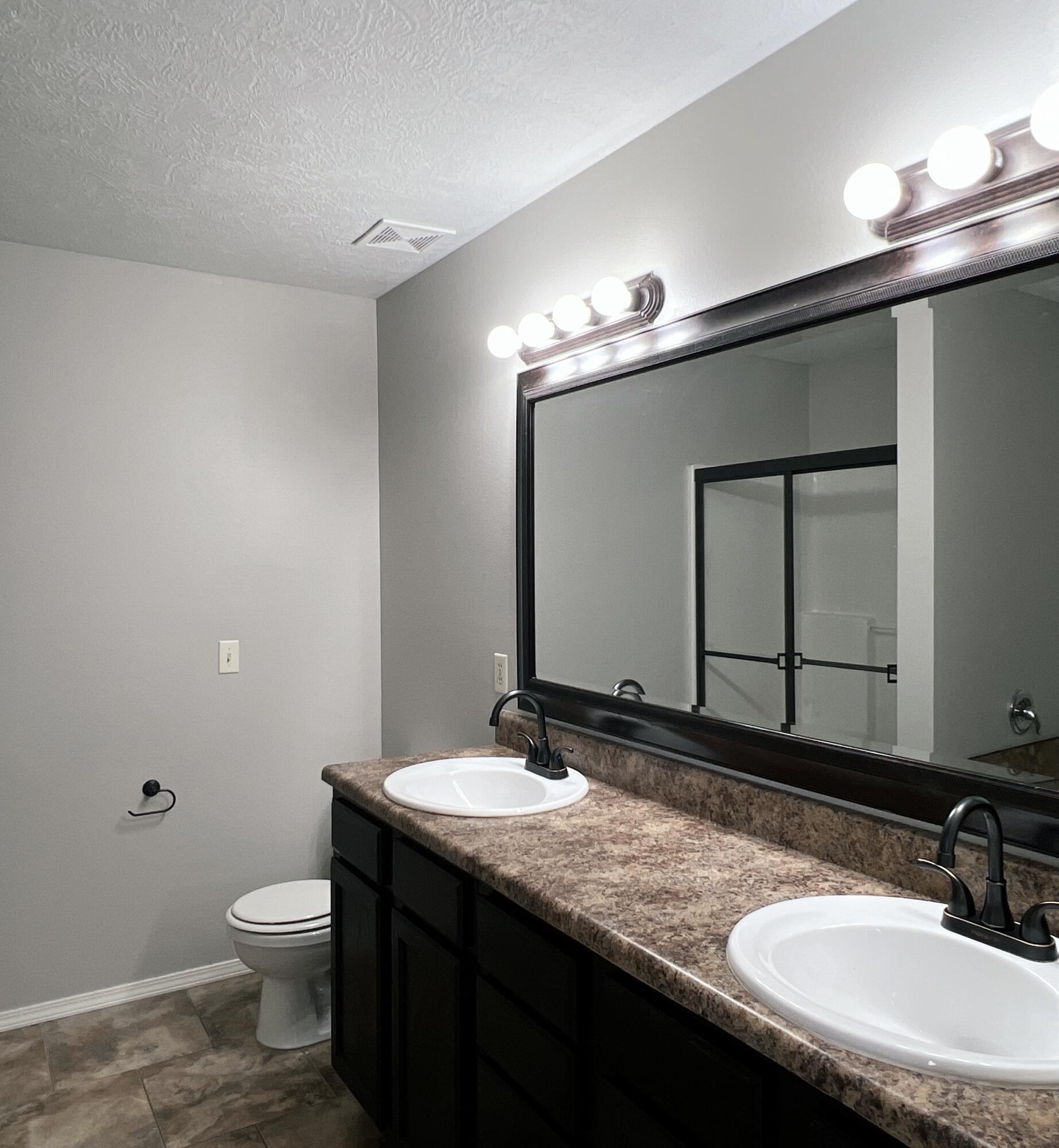 Pine Crest - Residential