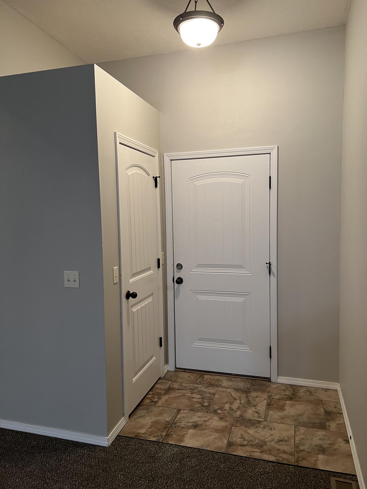 Pine Crest - Residential