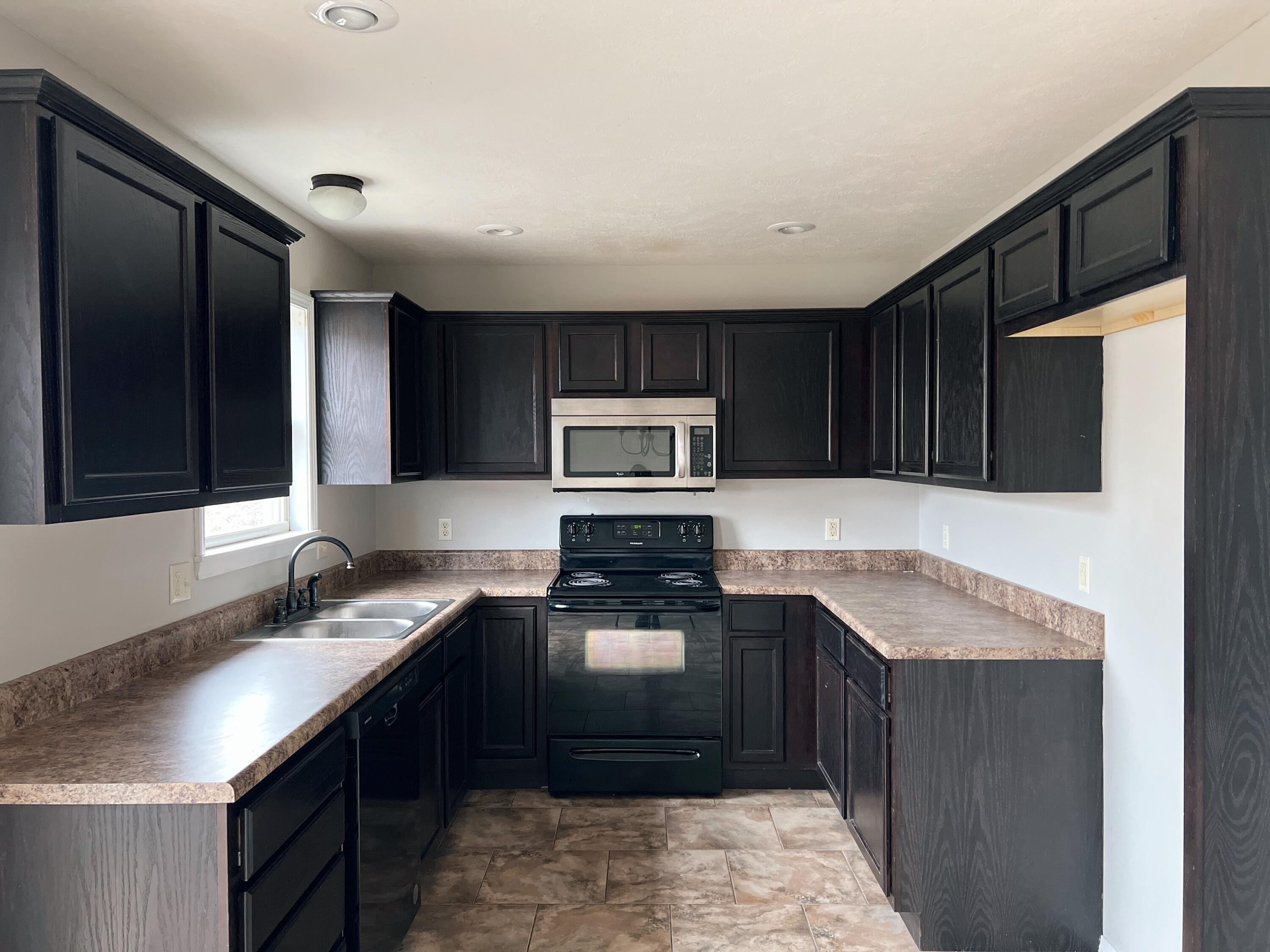 Pine Crest - Residential