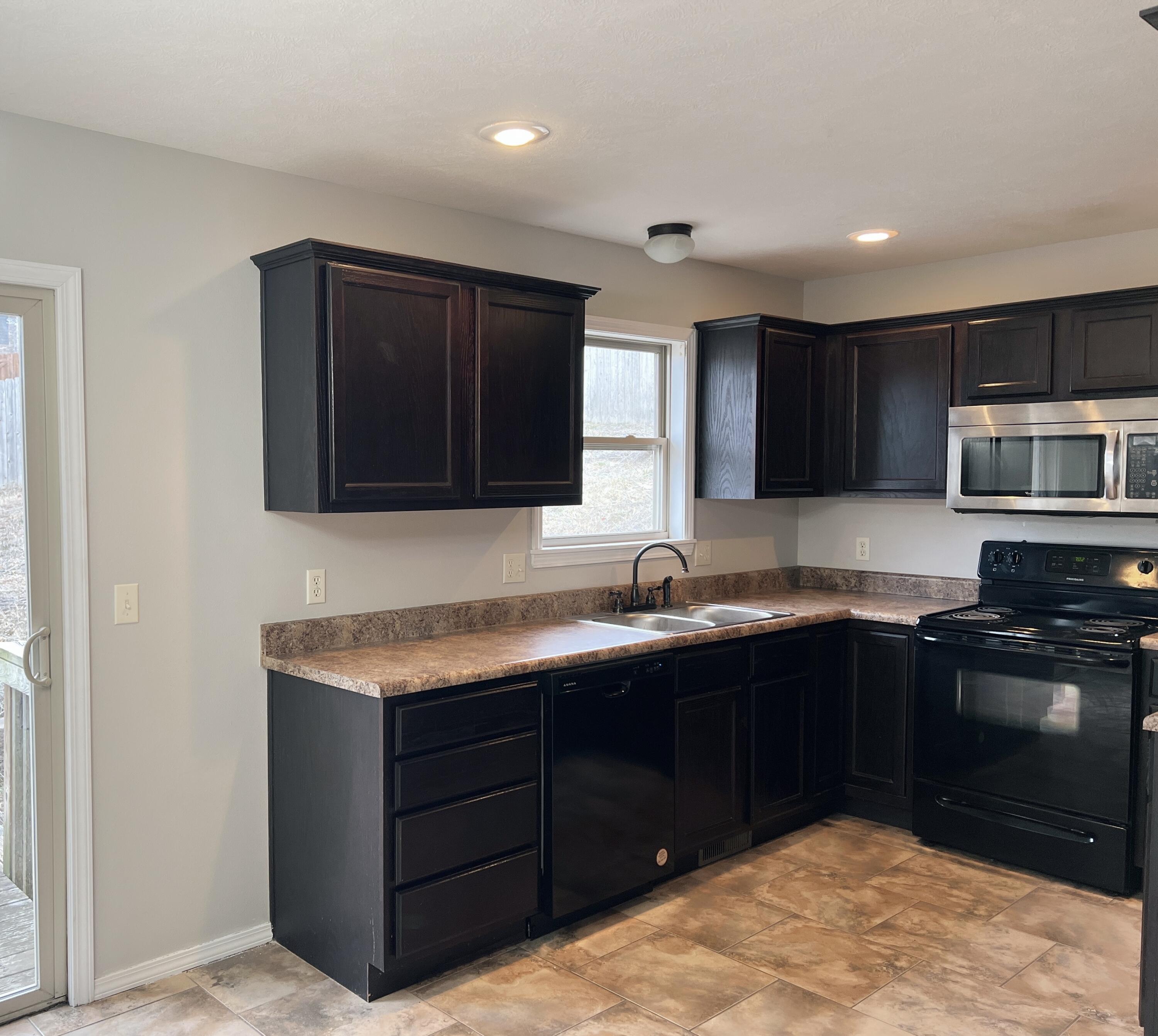 Pine Crest - Residential