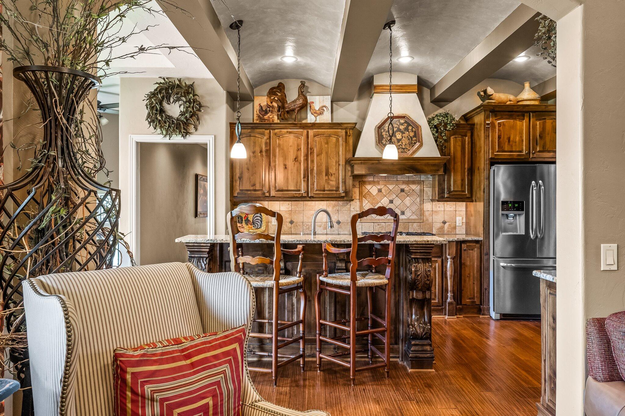 Olde Ivy - Residential