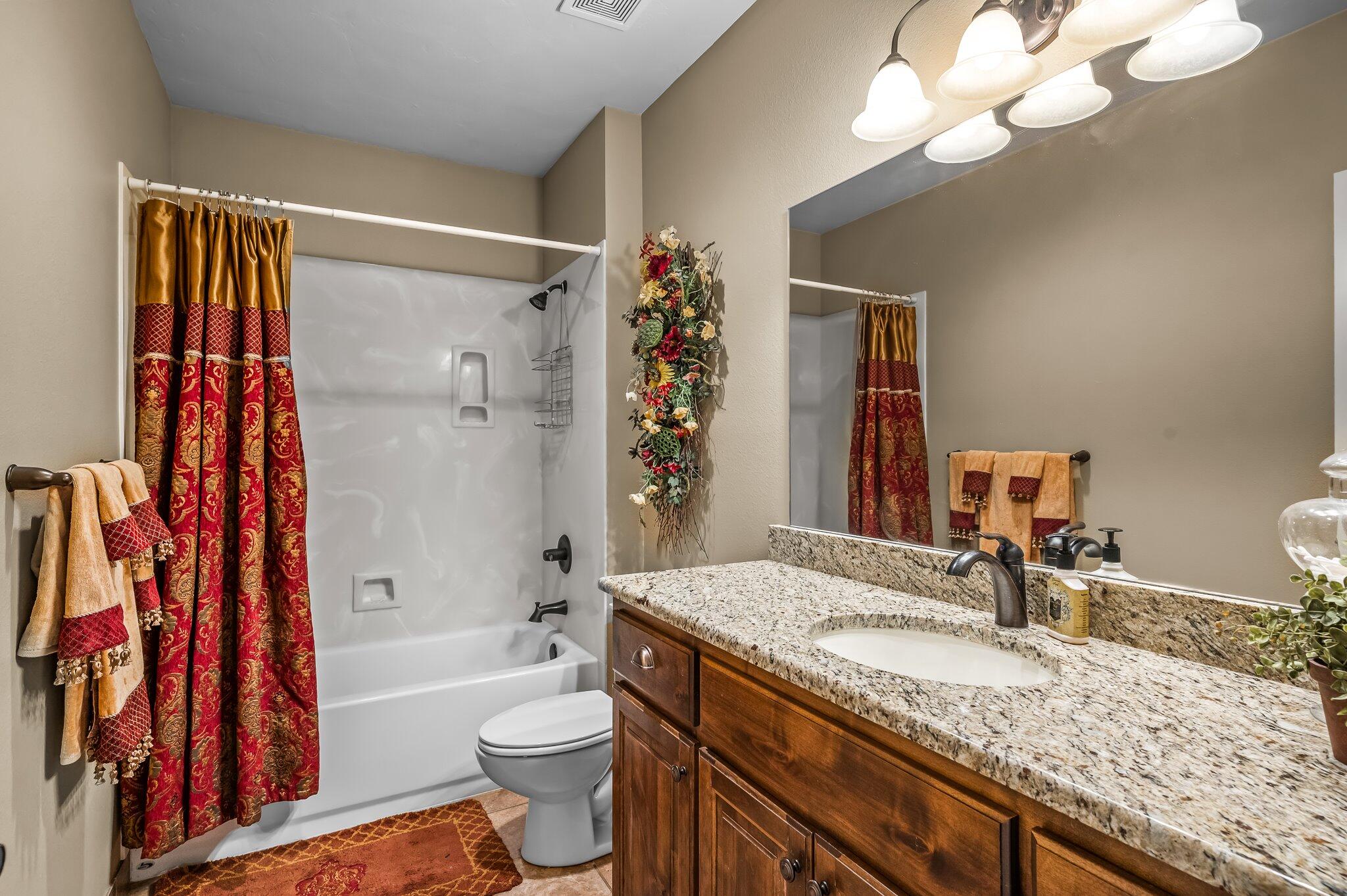Olde Ivy - Residential