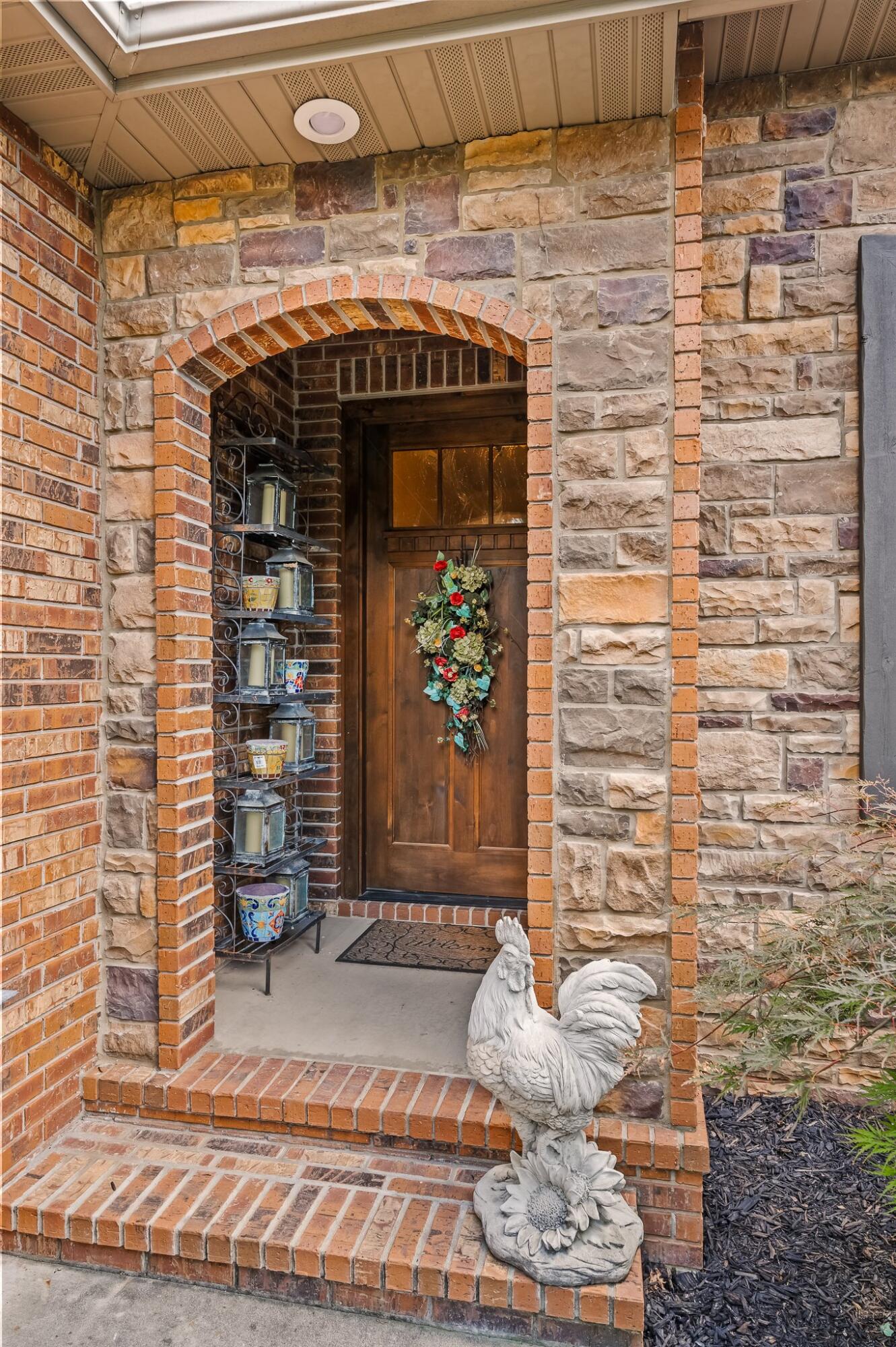 Olde Ivy - Residential