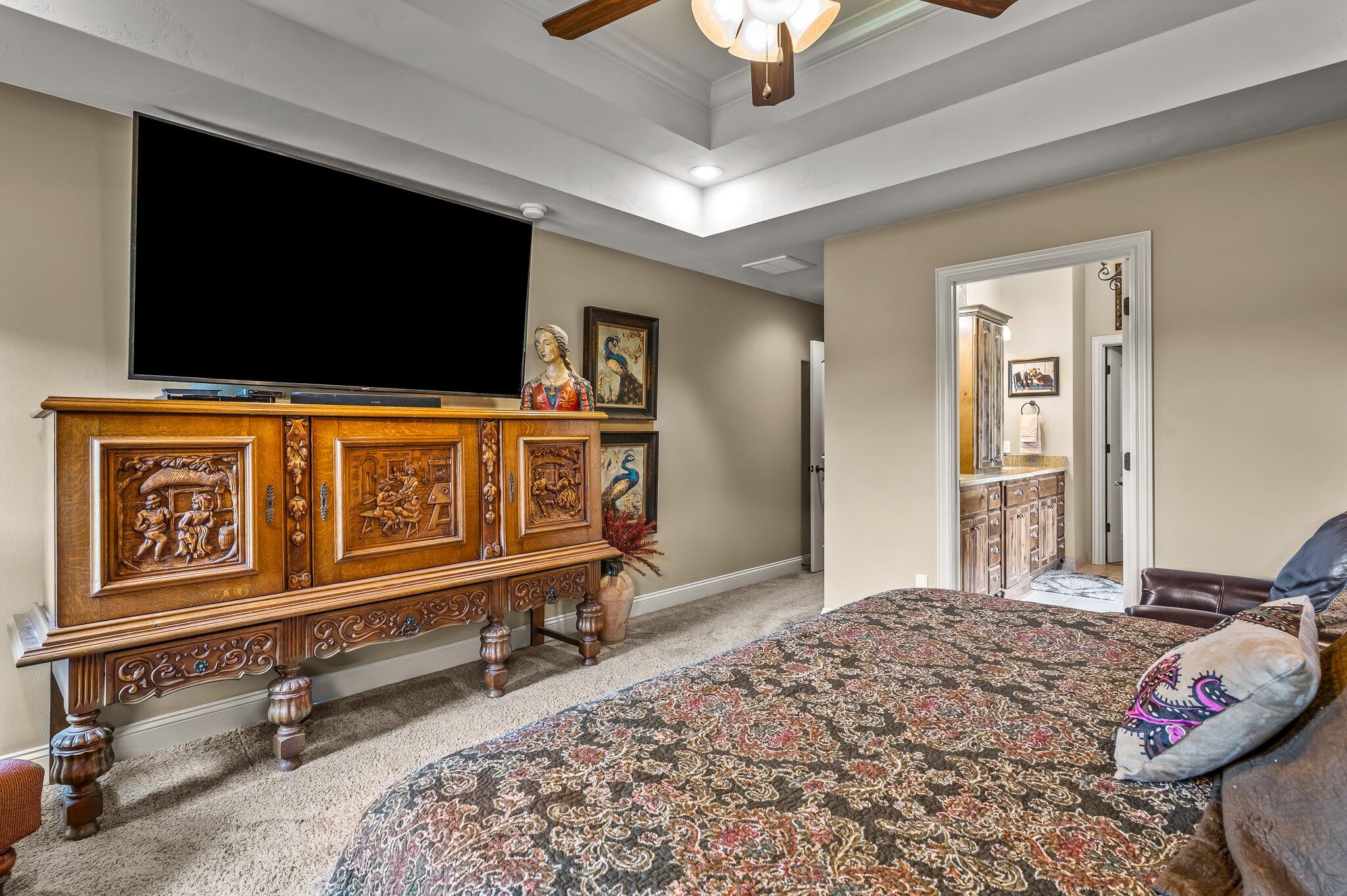 Olde Ivy - Residential