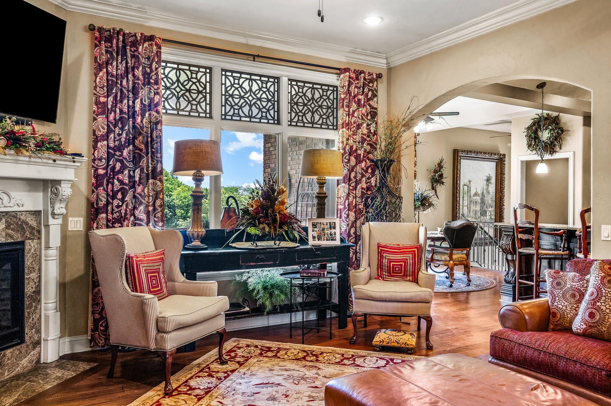 Olde Ivy - Residential