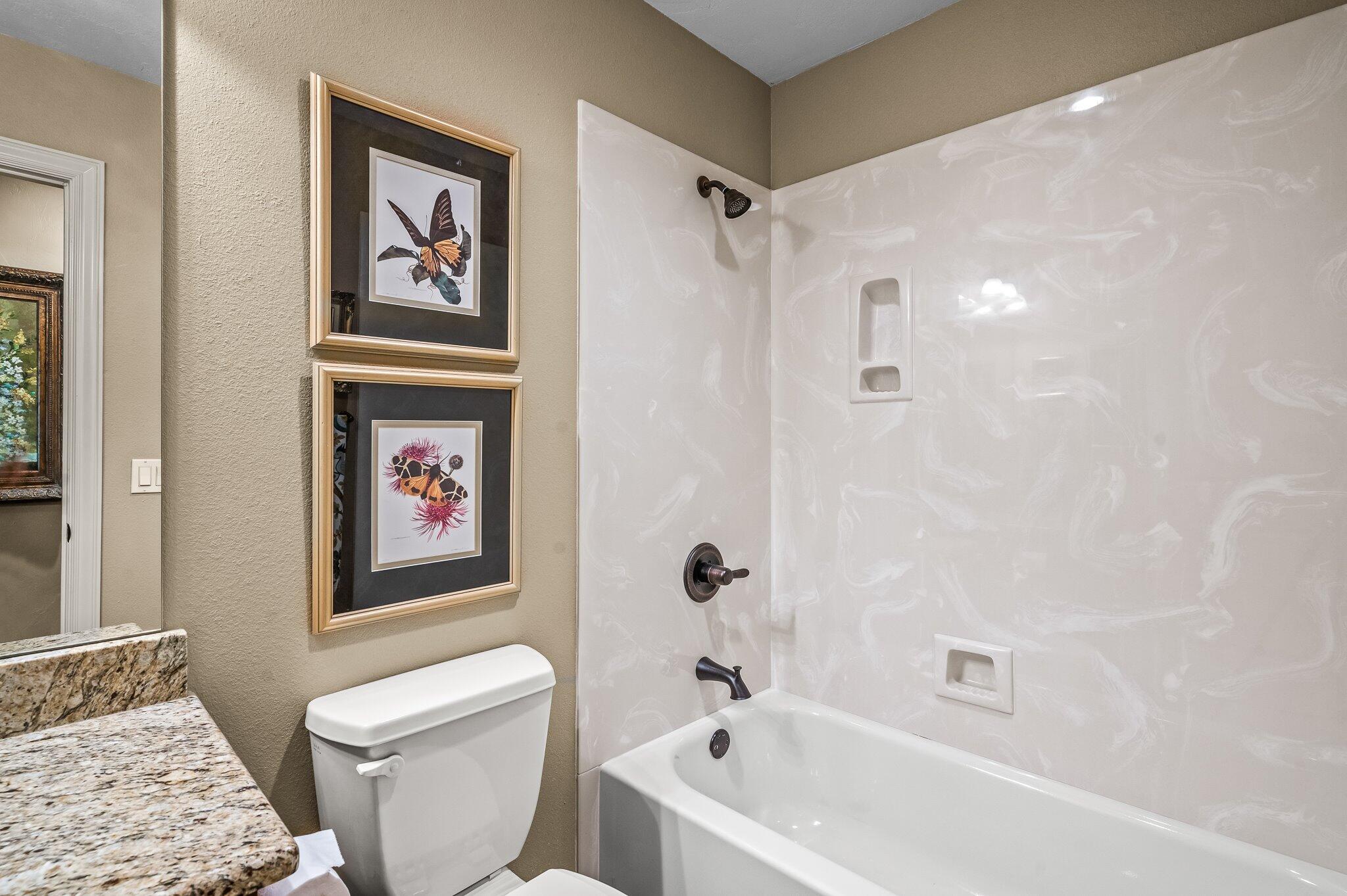 Olde Ivy - Residential
