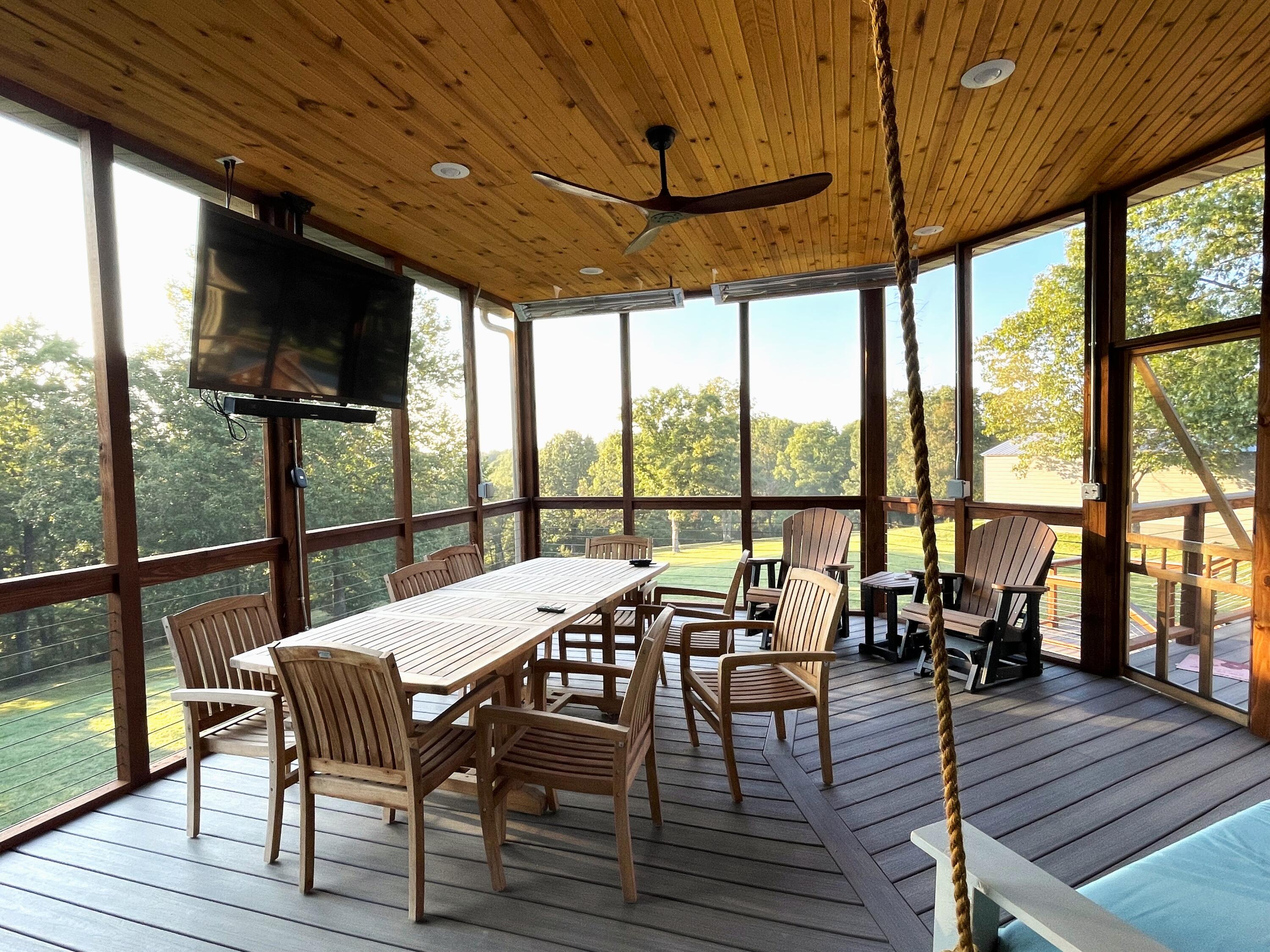 Regal Estates at Cox Ford - Residential