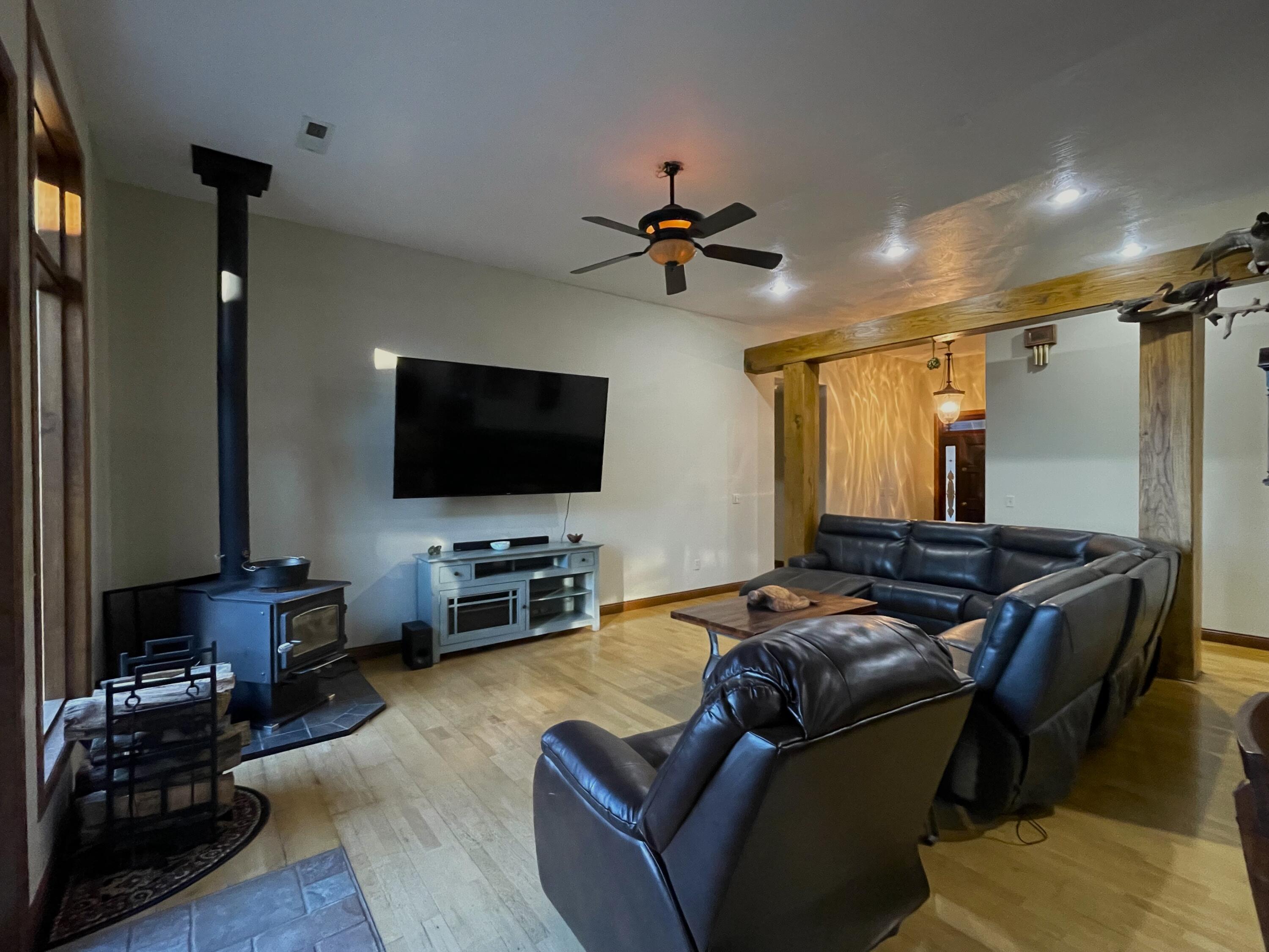 Regal Estates at Cox Ford - Residential