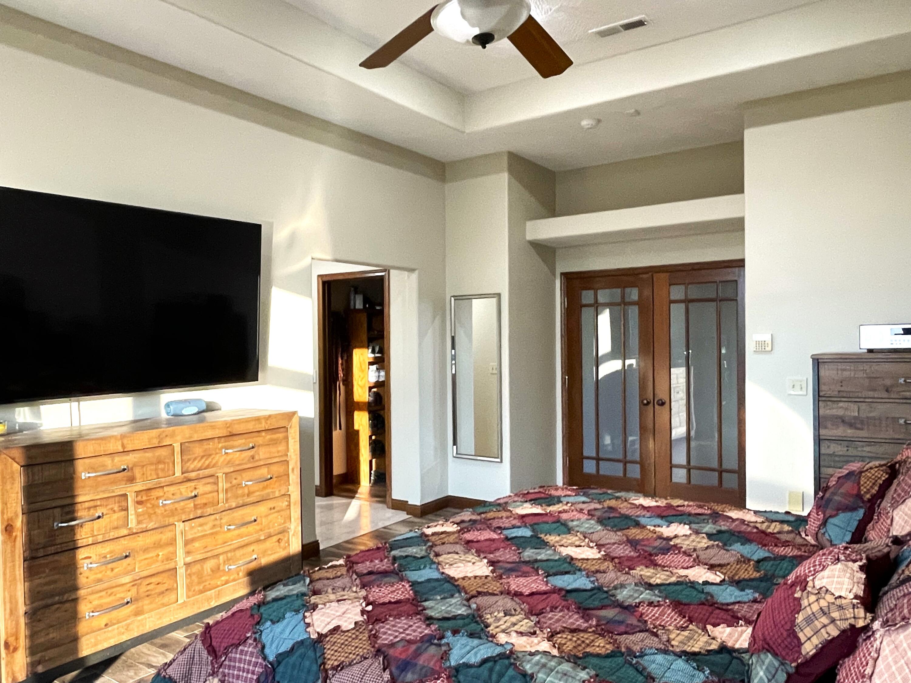 Regal Estates at Cox Ford - Residential