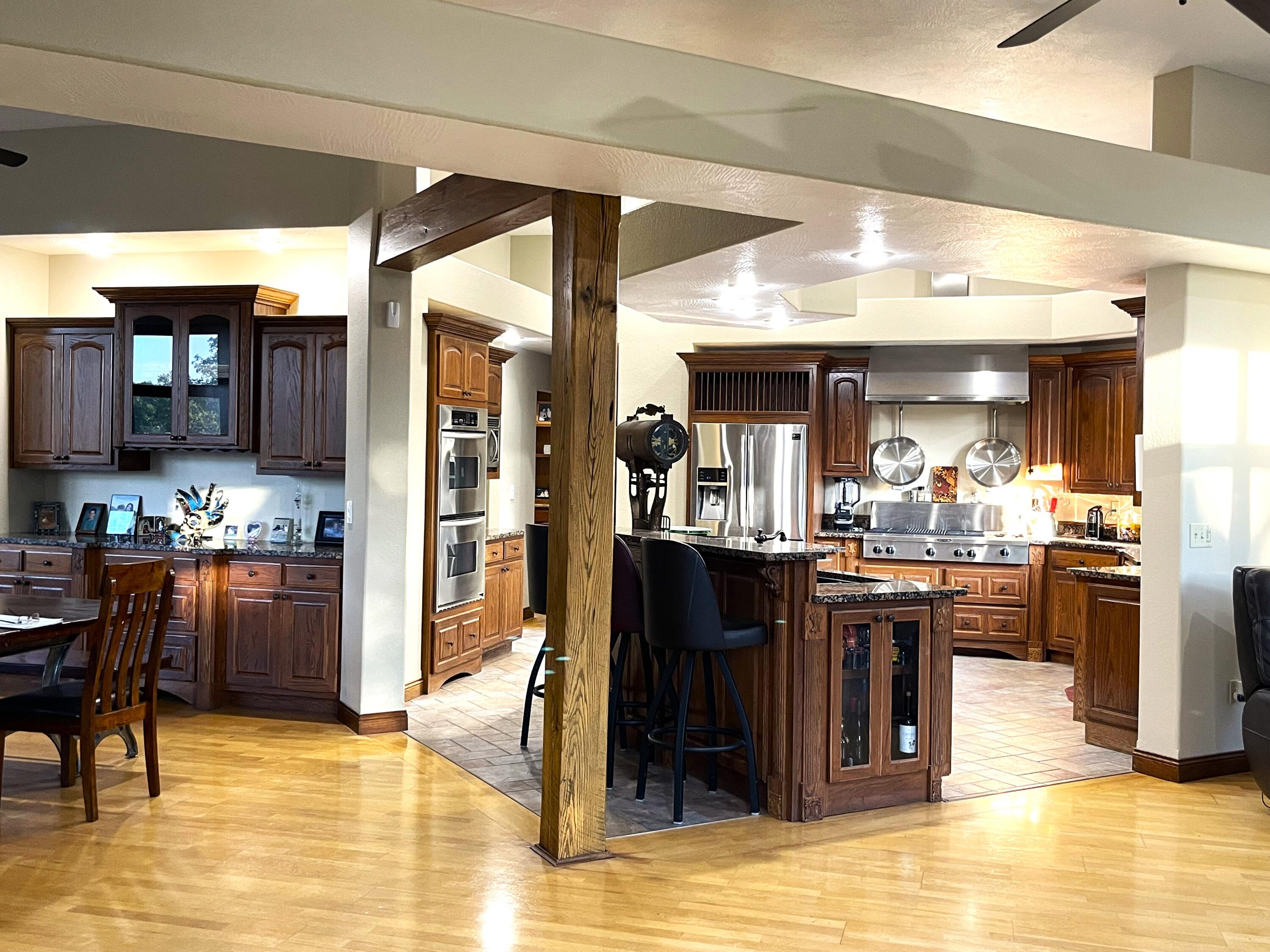 Regal Estates at Cox Ford - Residential