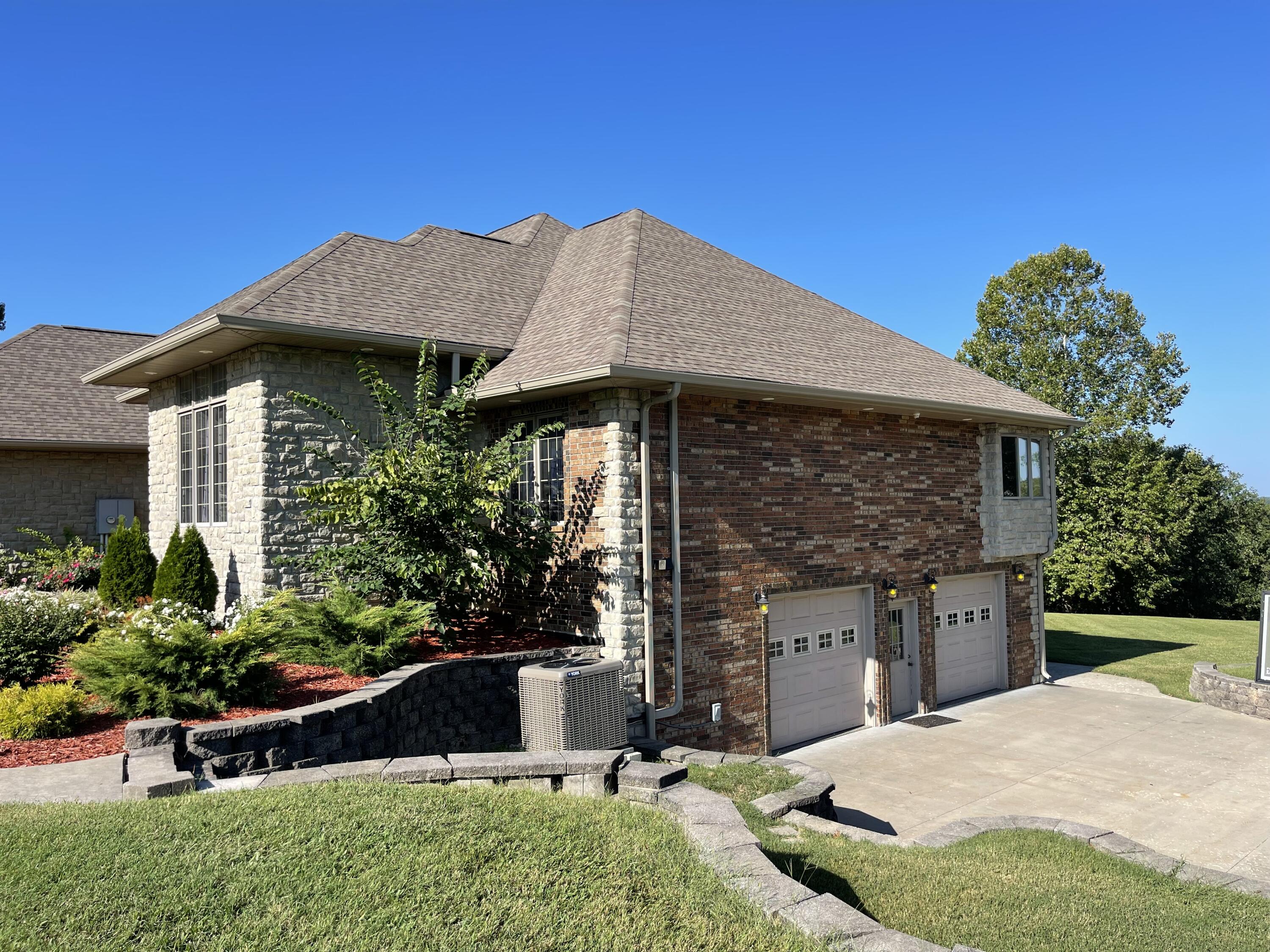 Regal Estates at Cox Ford - Residential