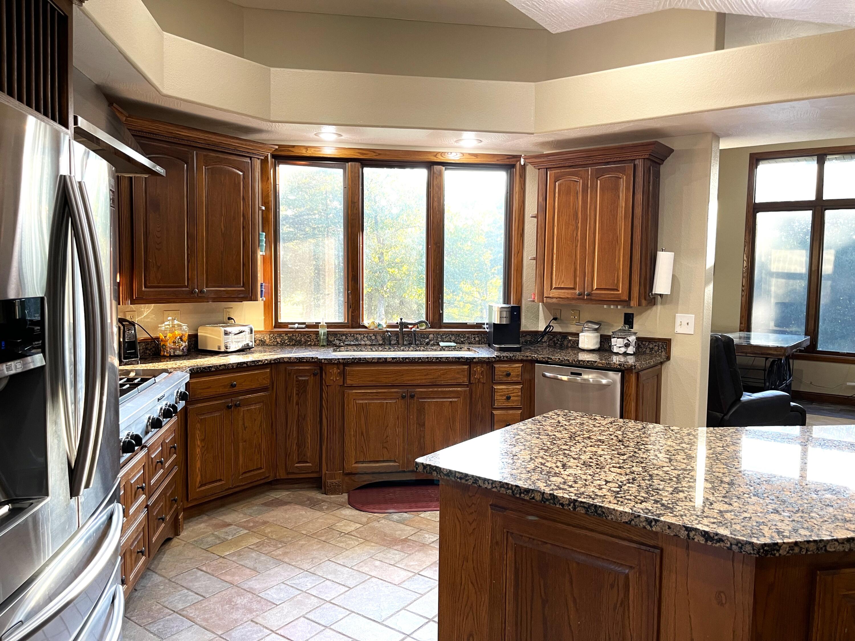 Regal Estates at Cox Ford - Residential