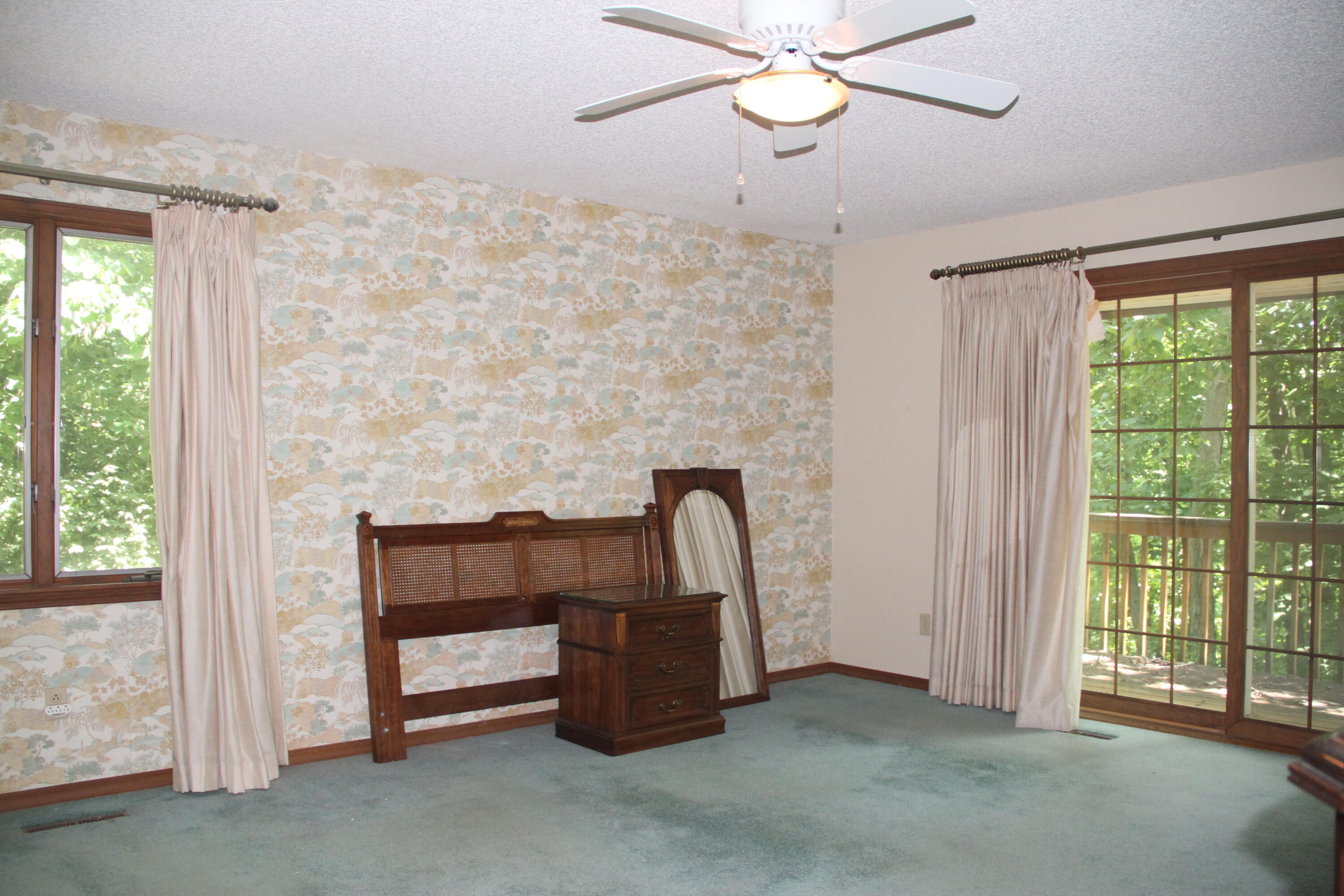 Woodside Ests - Residential