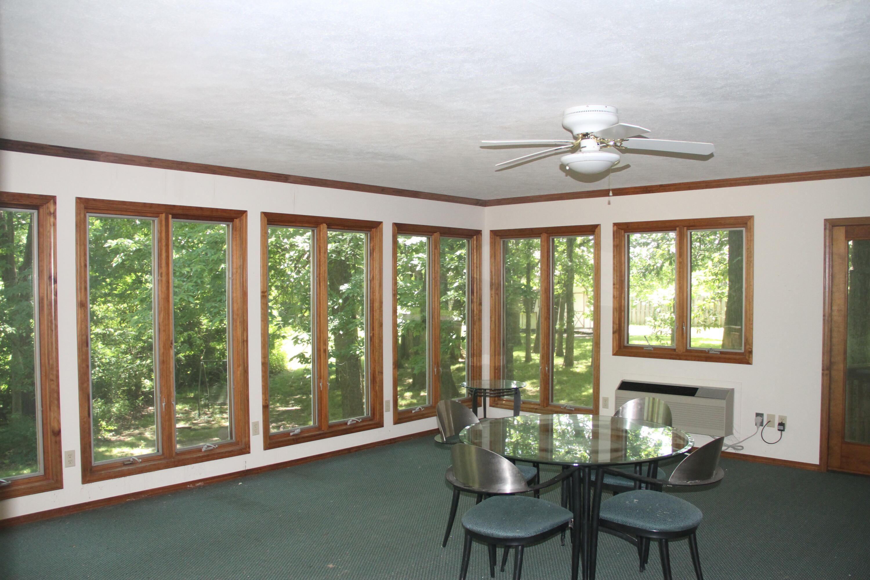 Woodside Ests - Residential
