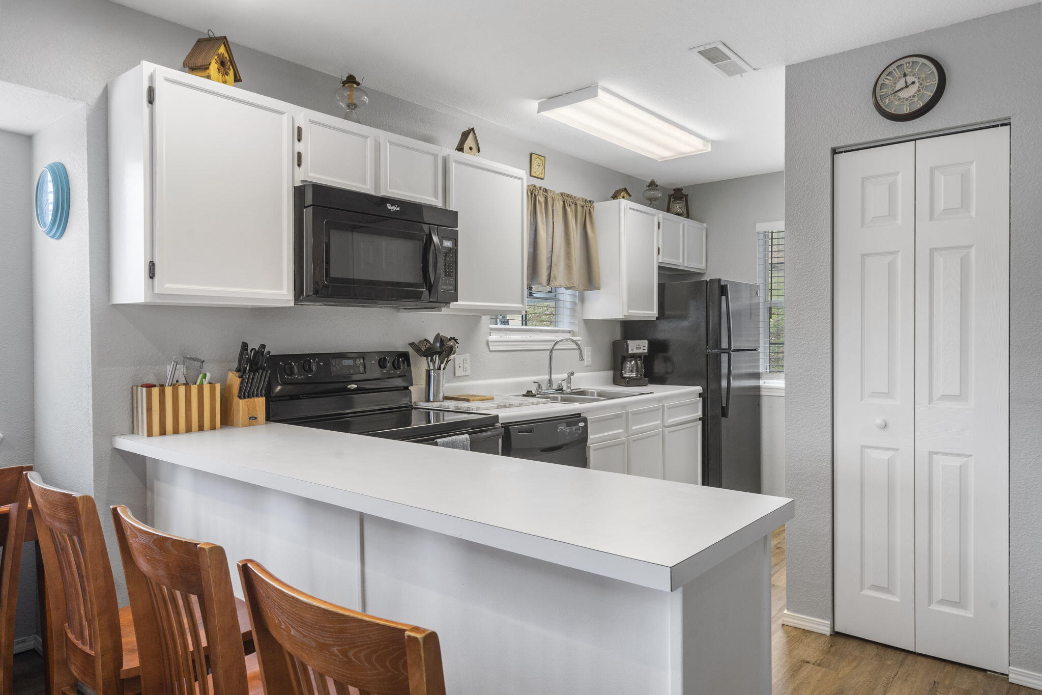 Lantern Bay Condos - Residential