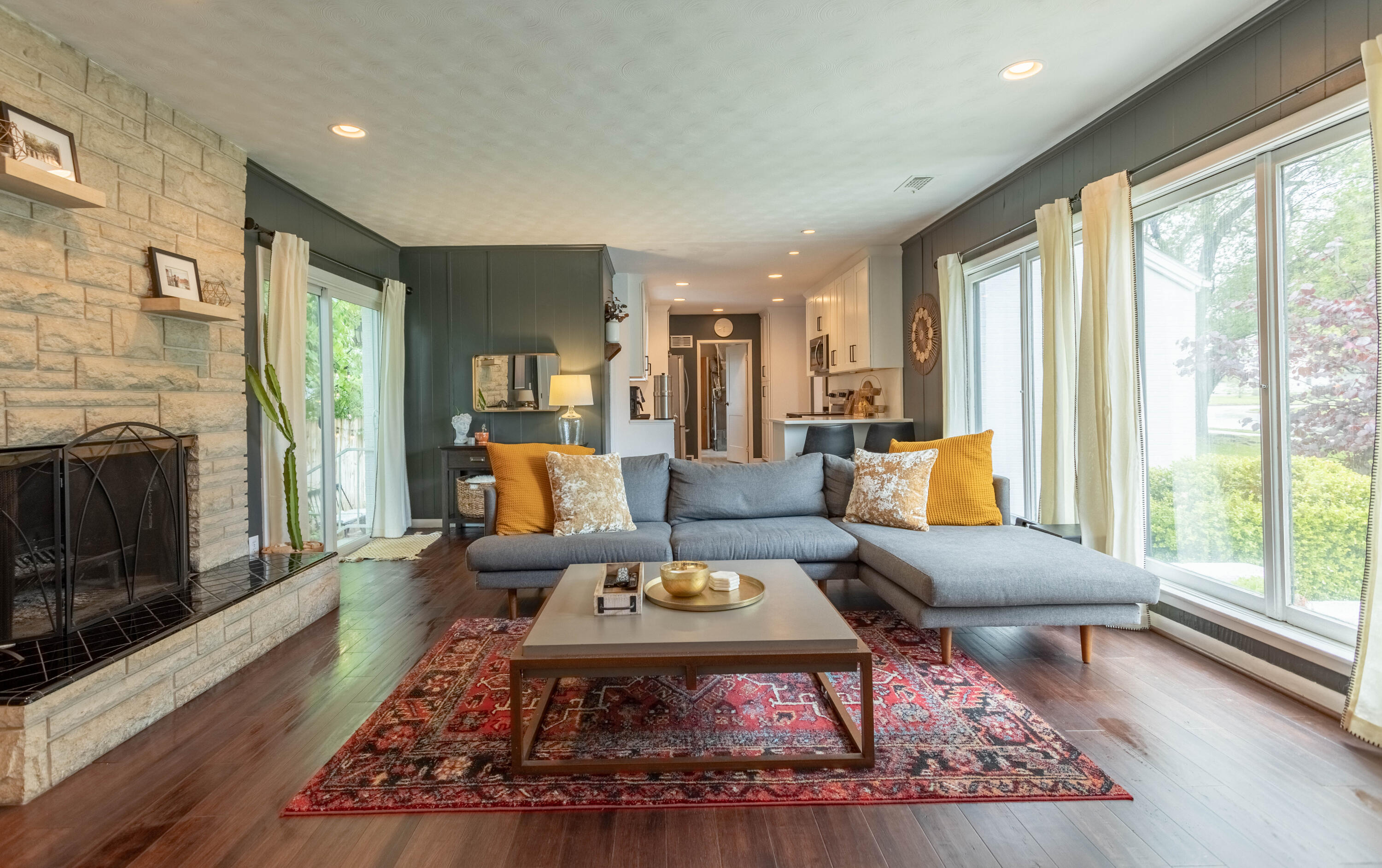 Country Club 2nd - Residential