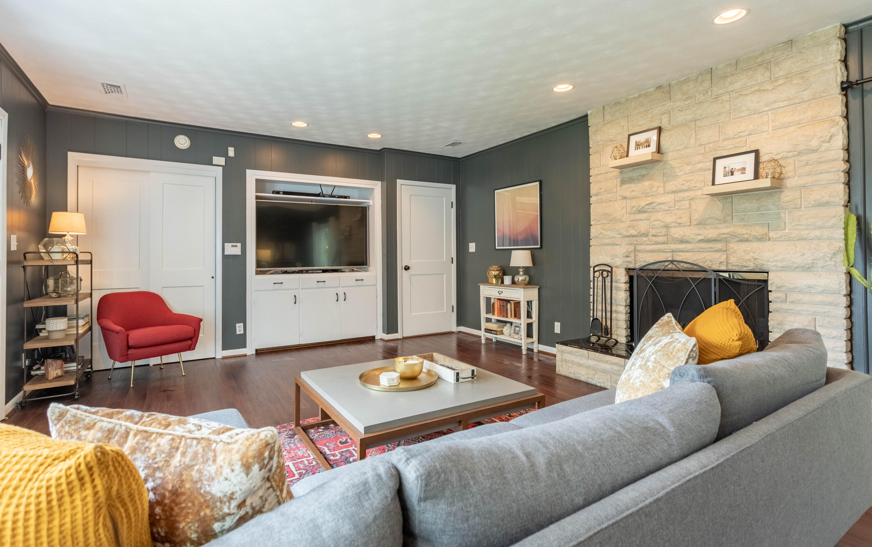 Country Club 2nd - Residential