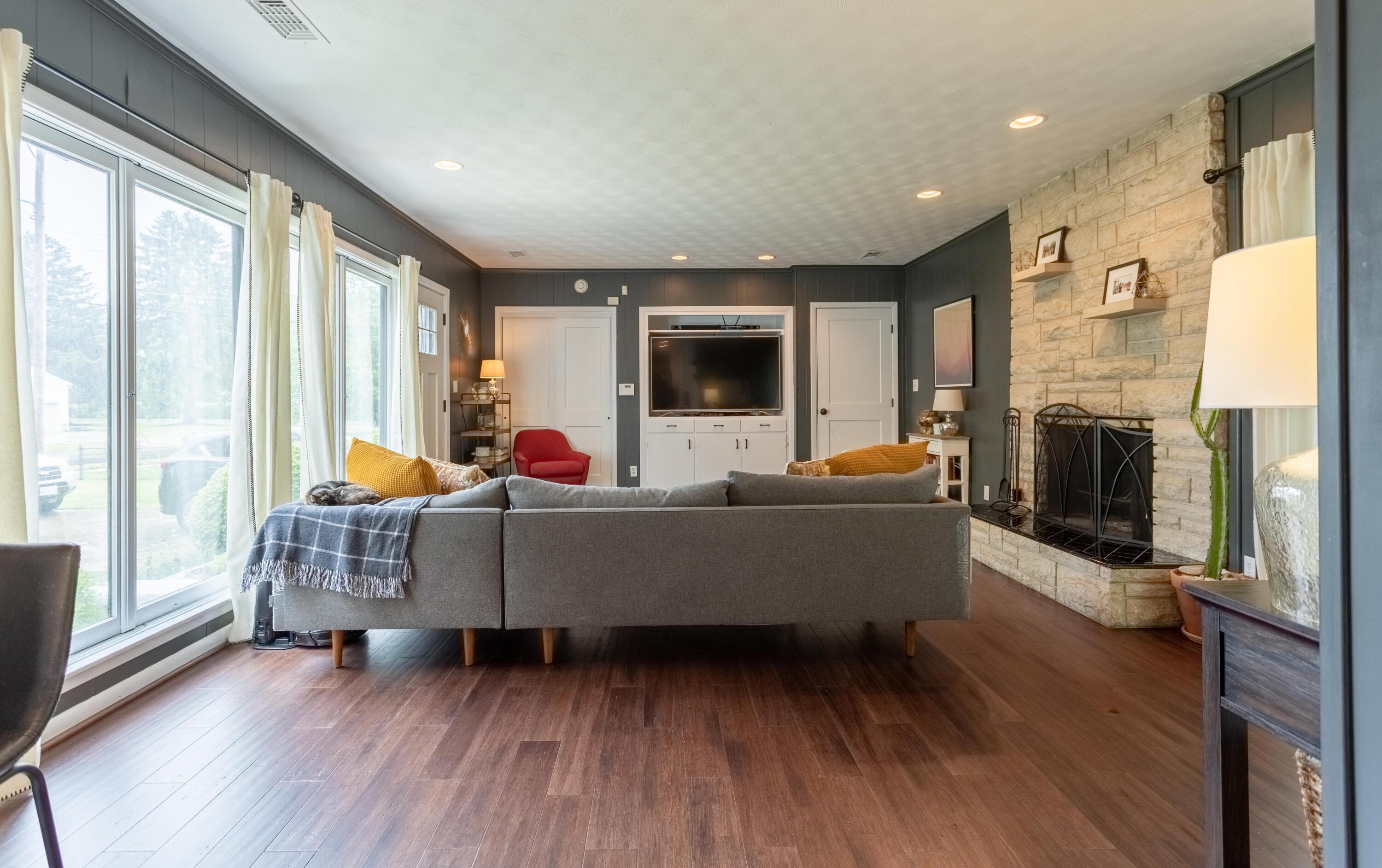 Country Club 2nd - Residential