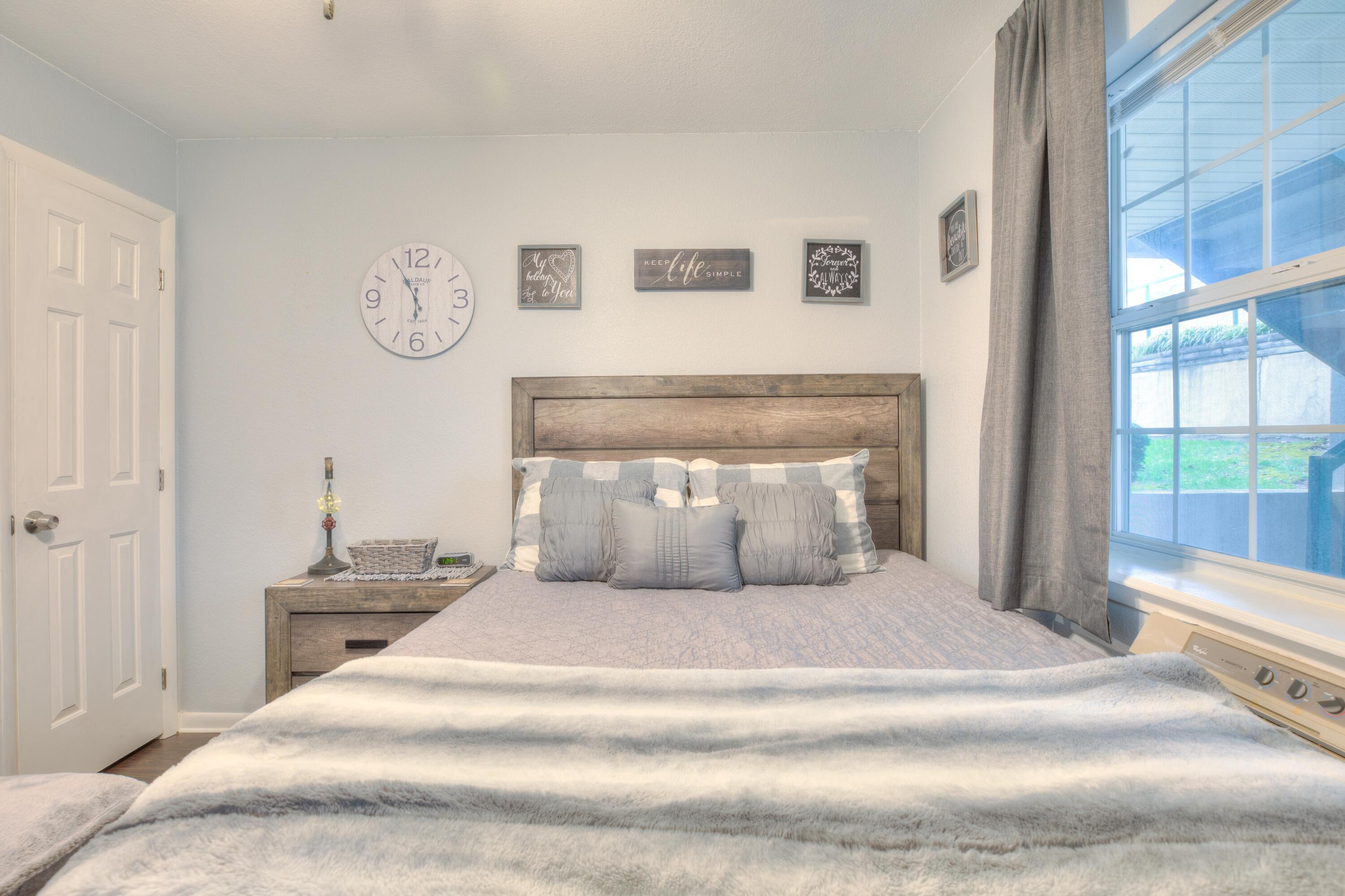 Holiday Hills Condos - Residential