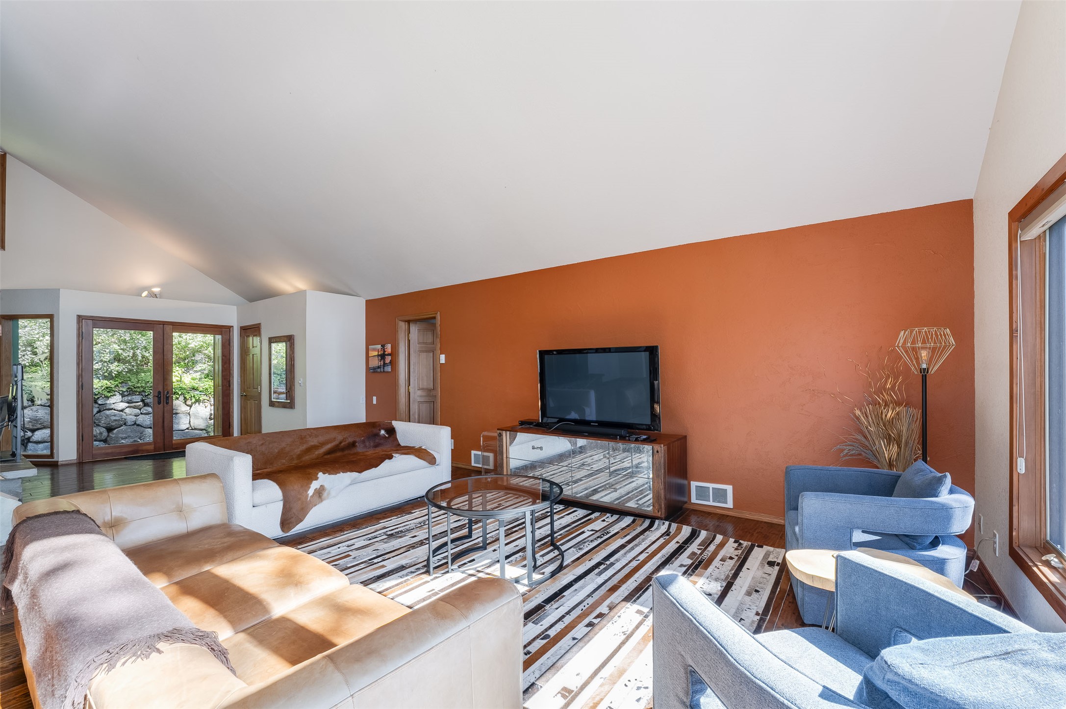 Bigfork, Montana 59911, United States, 5 Bedrooms Bedrooms, ,4 BathroomsBathrooms,Residential,Active,147438