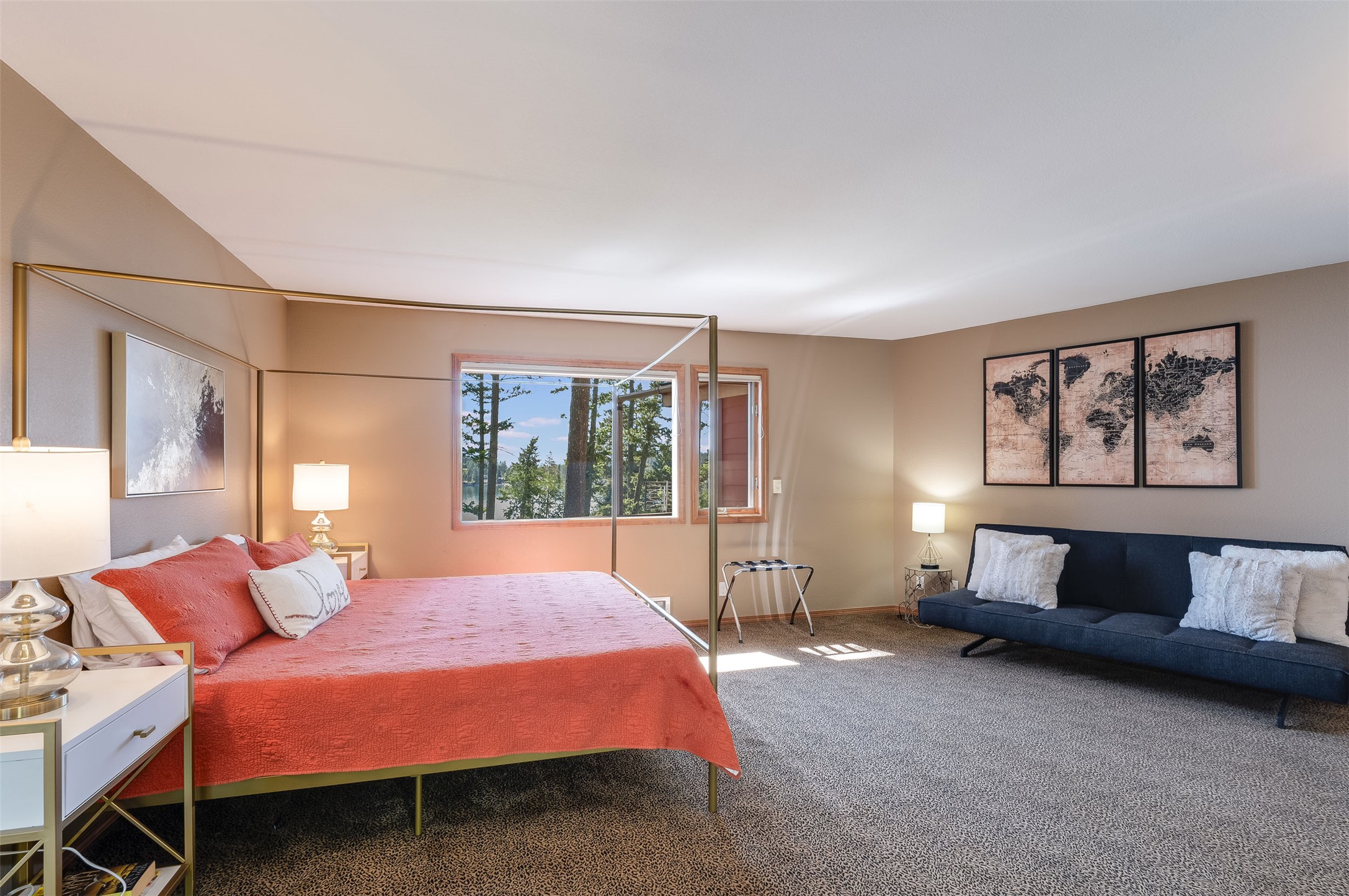 Bigfork, Montana 59911, United States, 5 Bedrooms Bedrooms, ,4 BathroomsBathrooms,Residential,Active,147438