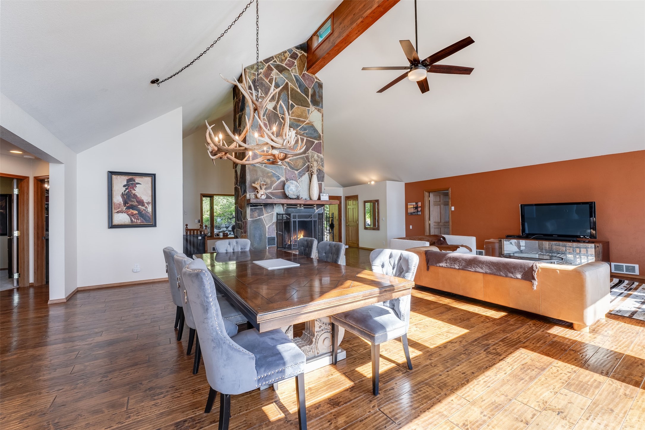 Bigfork, Montana 59911, United States, 5 Bedrooms Bedrooms, ,4 BathroomsBathrooms,Residential,Active,147438