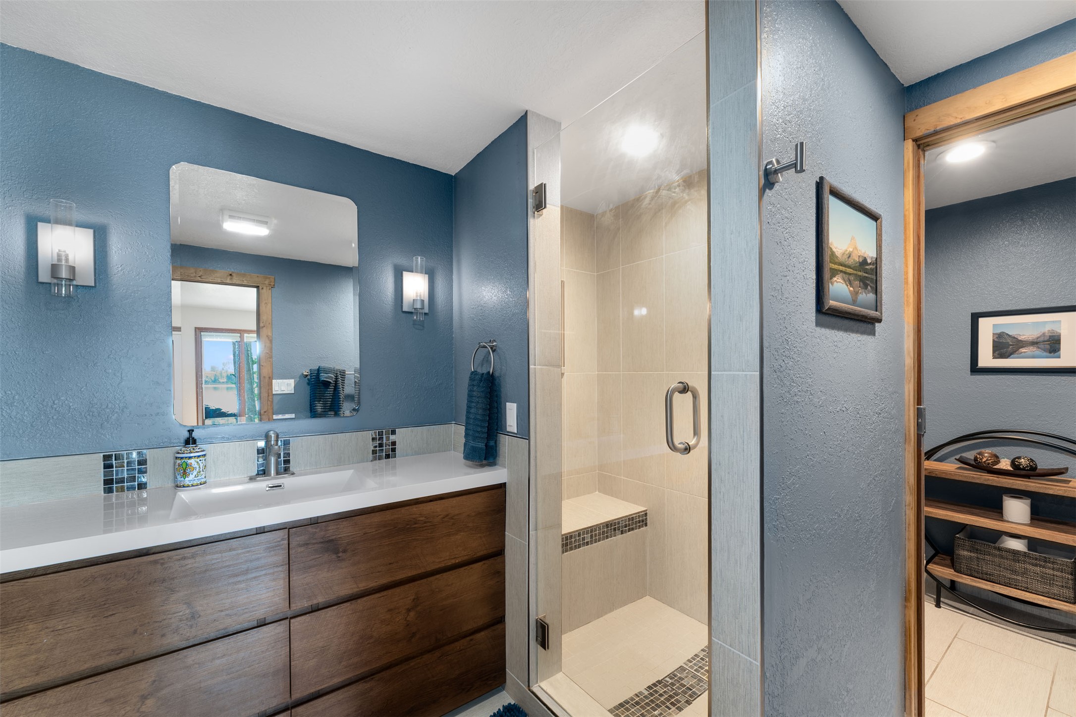 Bigfork, Montana 59911, United States, 5 Bedrooms Bedrooms, ,4 BathroomsBathrooms,Residential,Active,147438