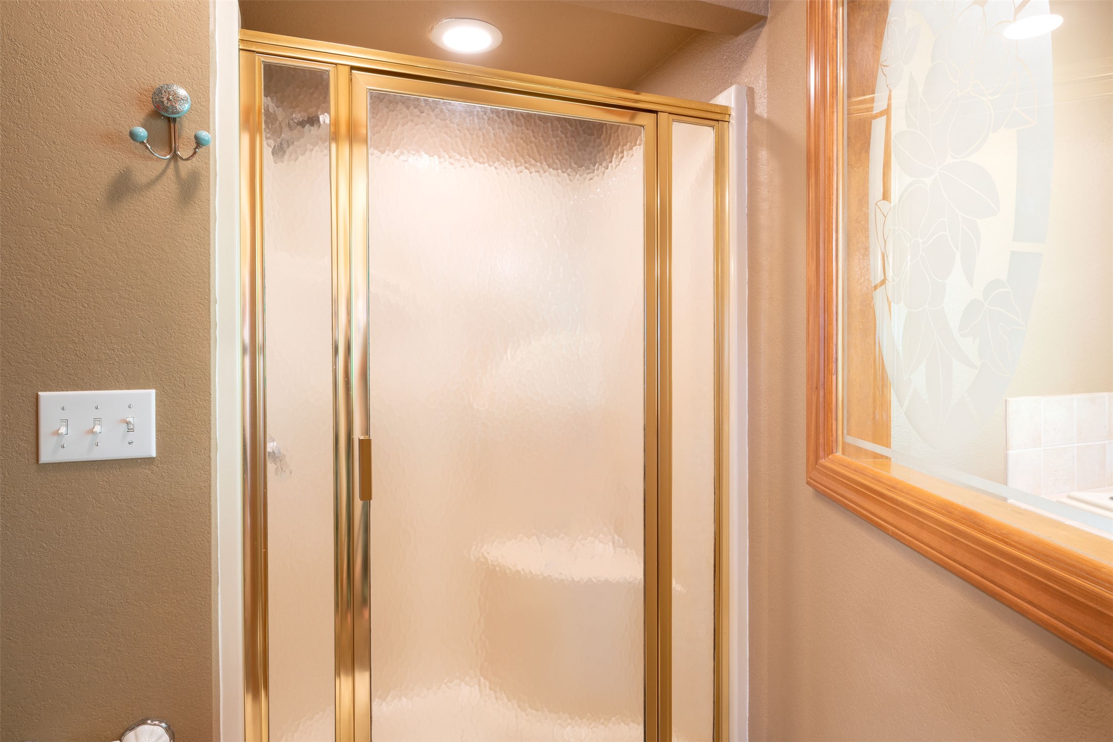 Bigfork, Montana 59911, United States, 5 Bedrooms Bedrooms, ,4 BathroomsBathrooms,Residential,Active,147438