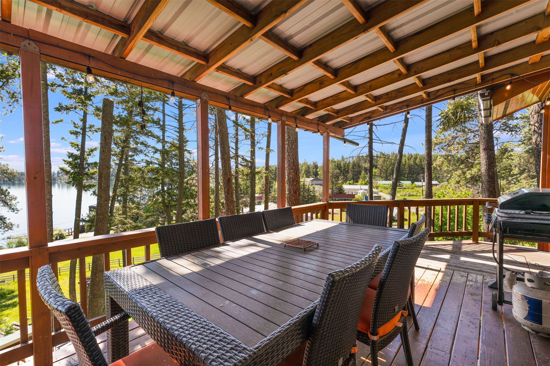 Bigfork, Montana 59911, United States, 5 Bedrooms Bedrooms, ,4 BathroomsBathrooms,Residential,Active,147438