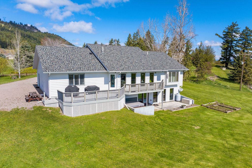 Photo of 44 Knapp Lane, Kalispell, MT 59901 (MLS # 30069795)