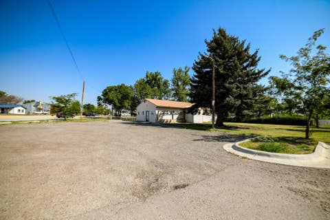 Tiny photo for 821 10th Avenue SW, Great Falls, MT 59404 (MLS # 30077163)