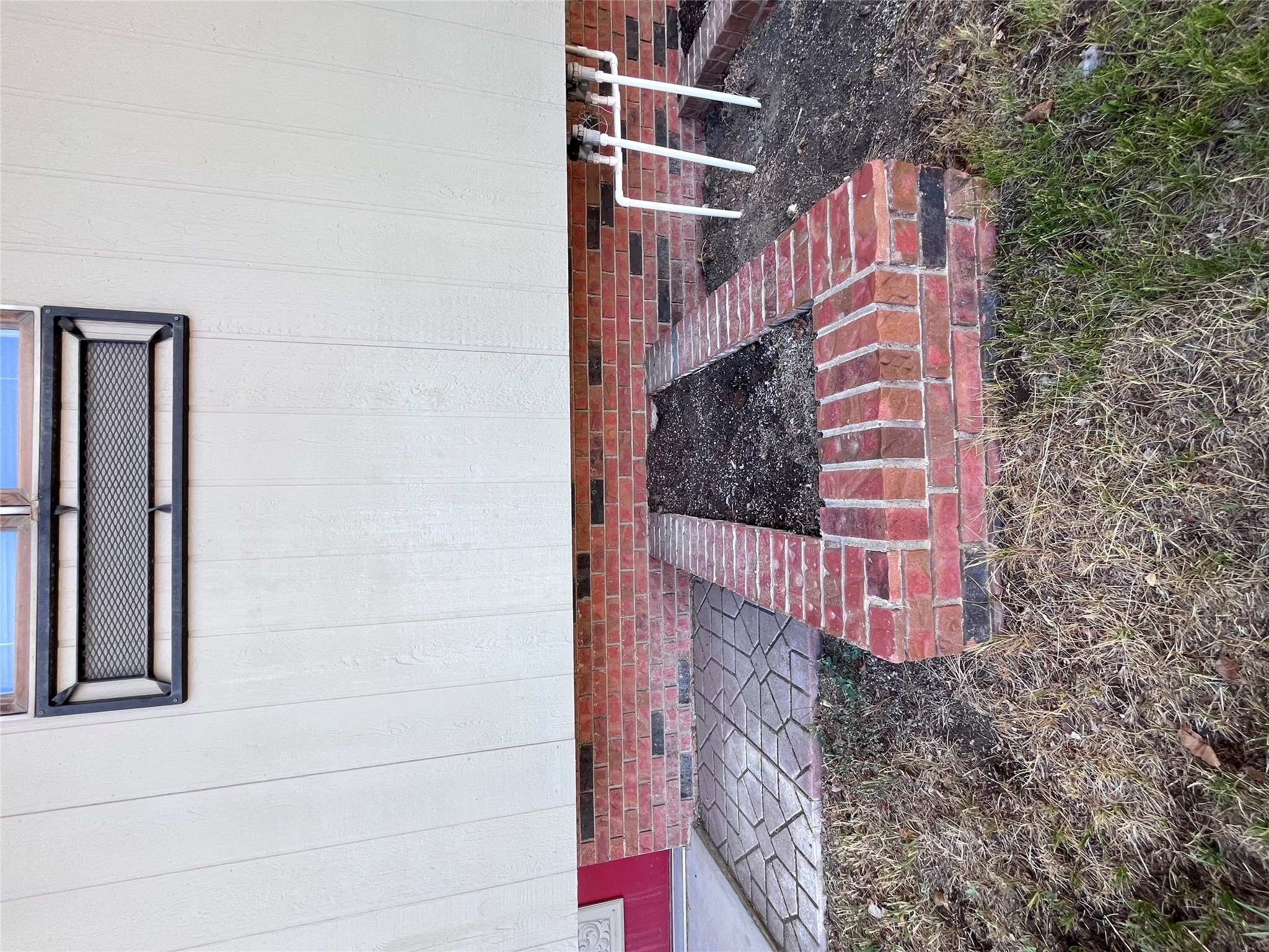 106 9th Avenue SE