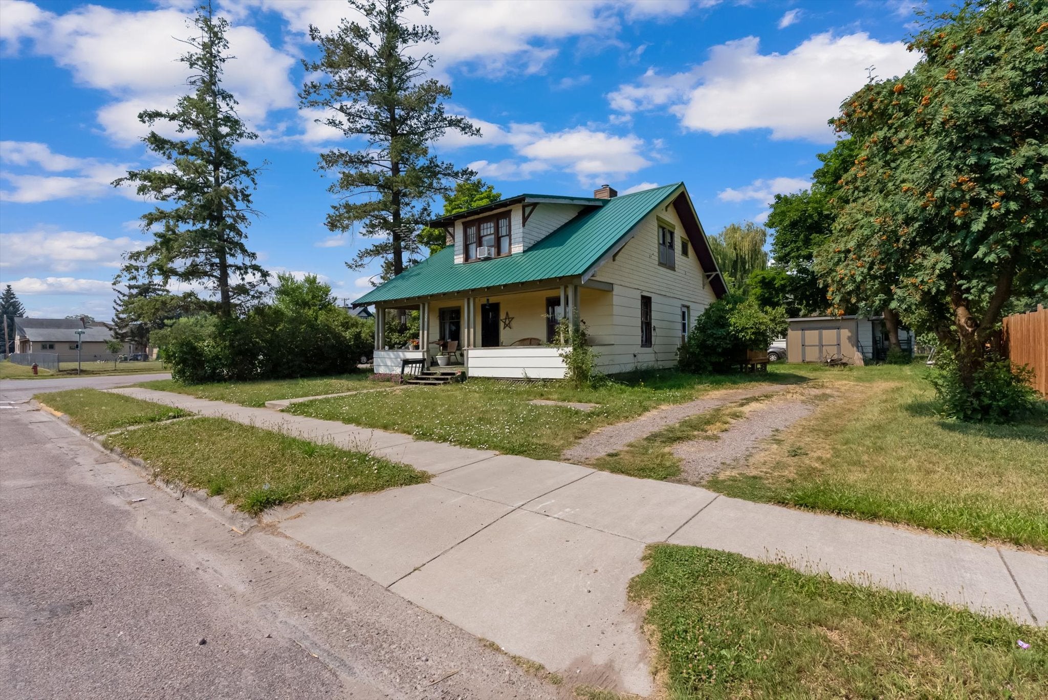 508 1st Street W