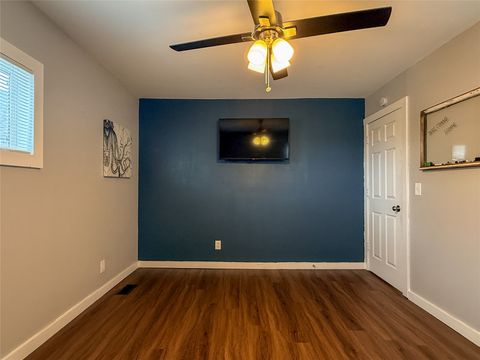 Tiny photo for 618 W Platinum Street, Butte, MT 59701 (MLS # 30071207)