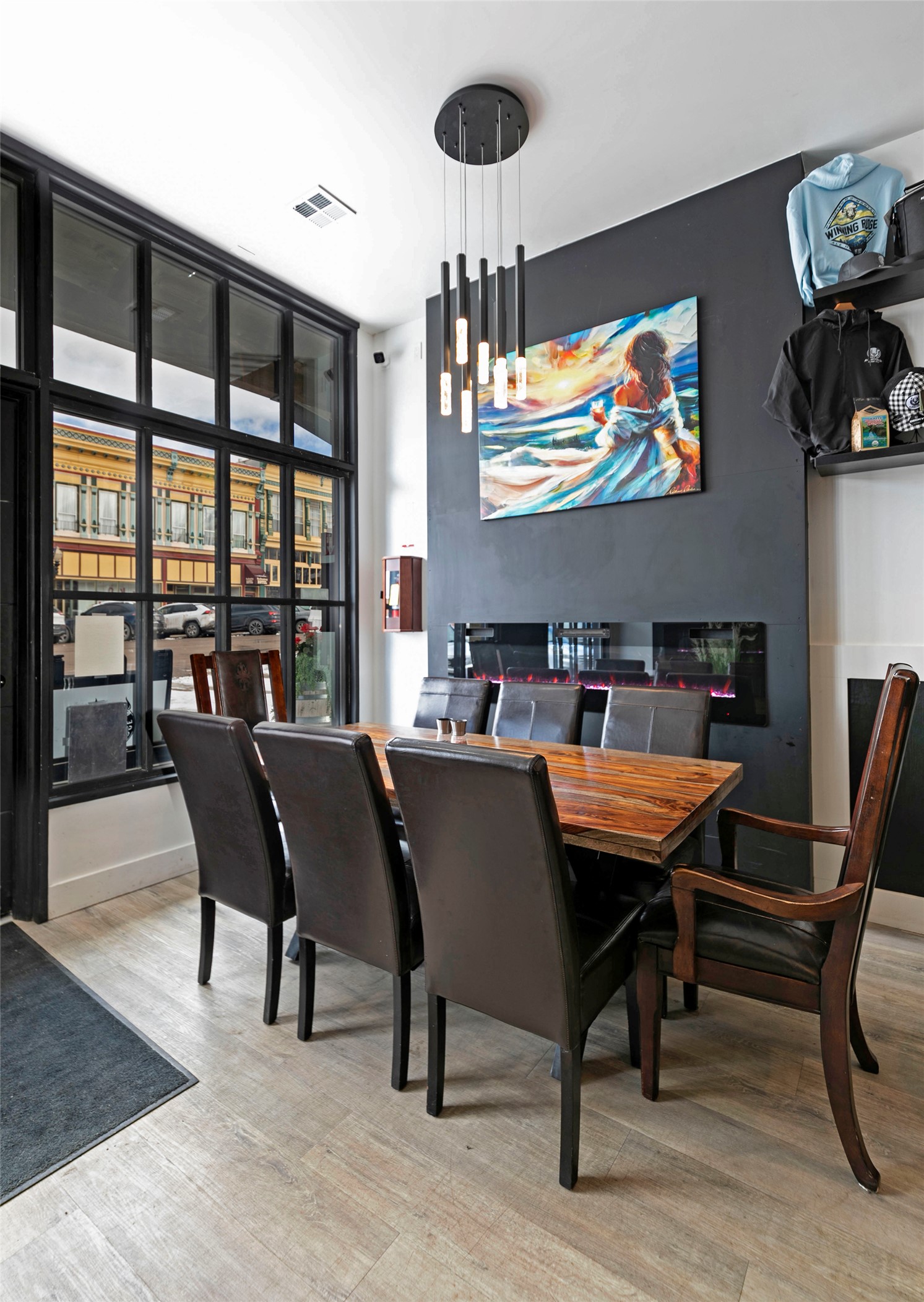 116 W Broadway Street