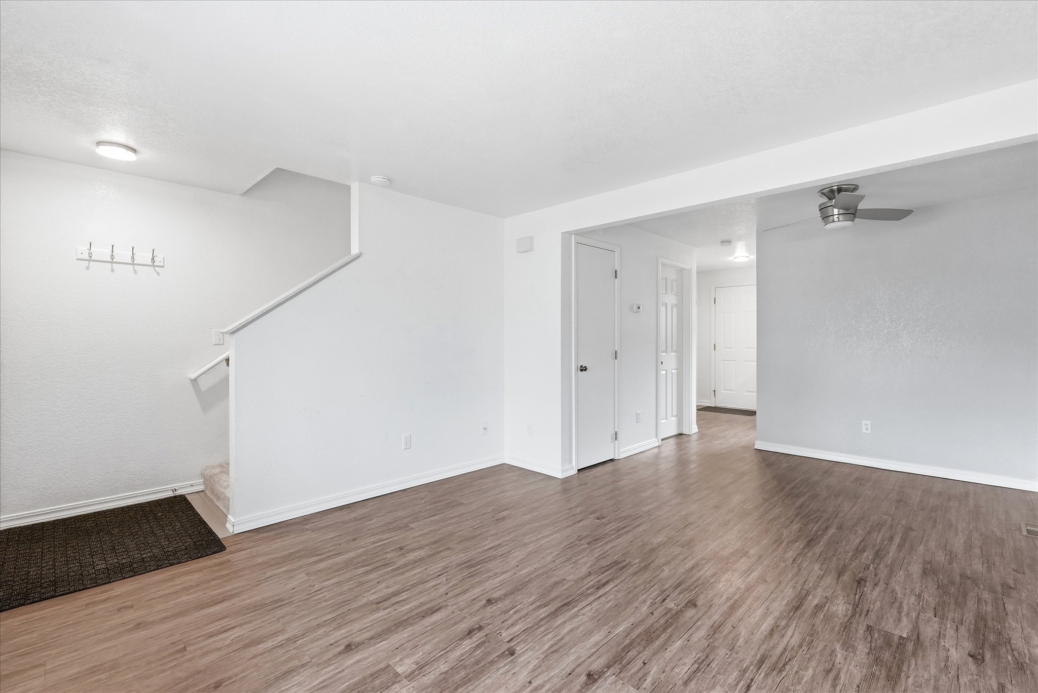 2721 Crystal Court 4