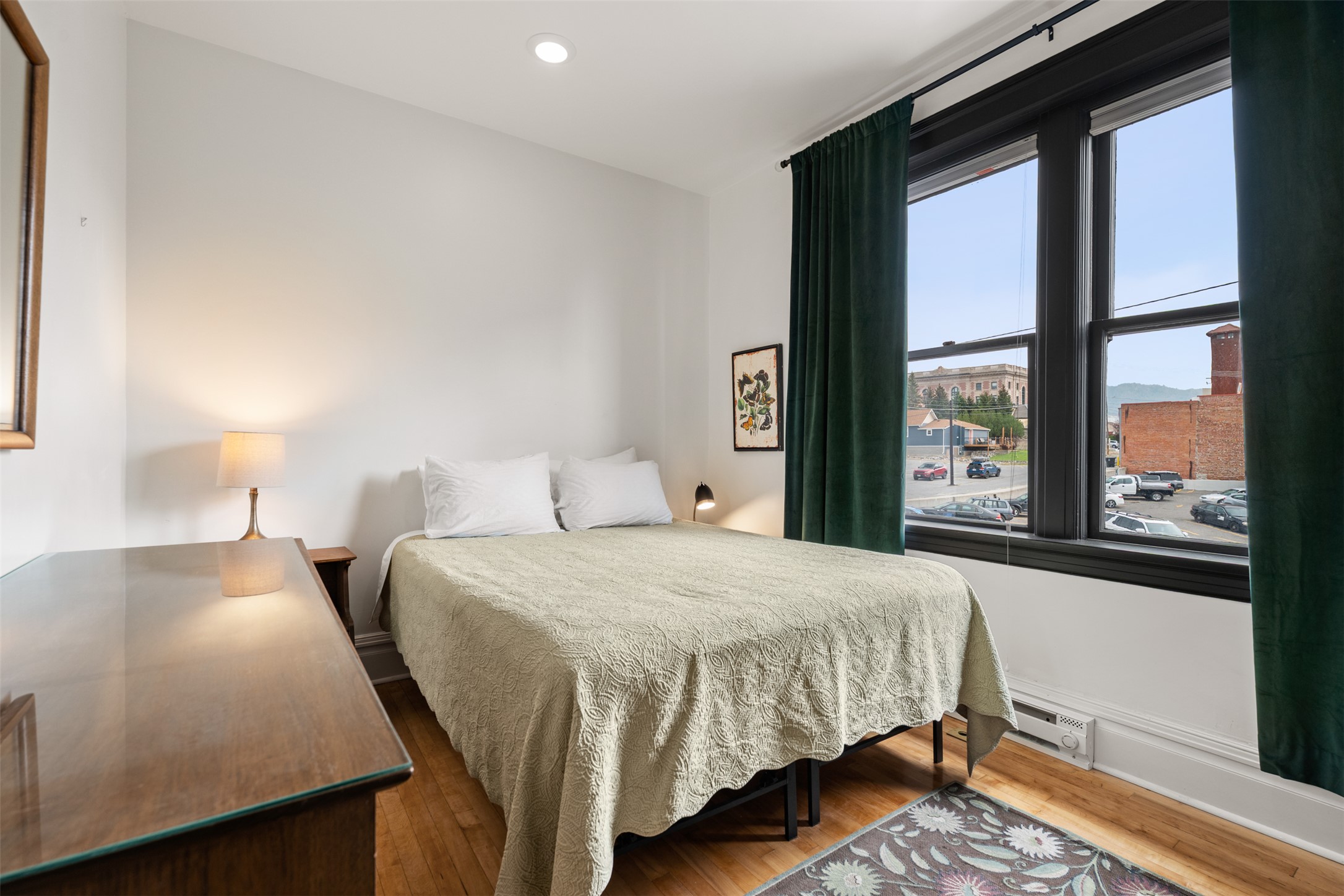 Butte, Montana 59701, United States, 1 Bedroom Bedrooms, ,1 BathroomBathrooms,Residential,Pending,213075