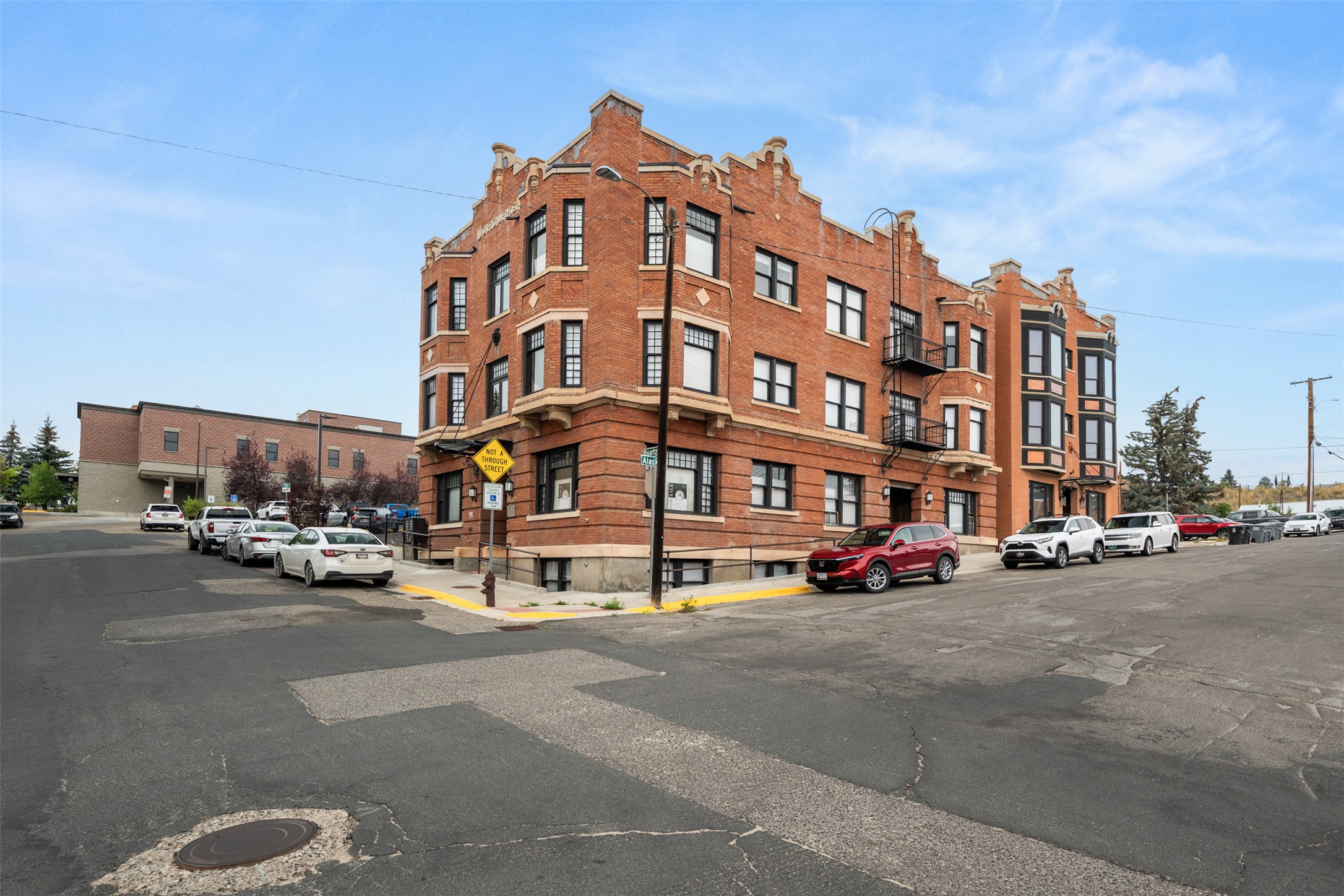 Butte, Montana 59701, United States, 1 Bedroom Bedrooms, ,1 BathroomBathrooms,Residential,Pending,213075