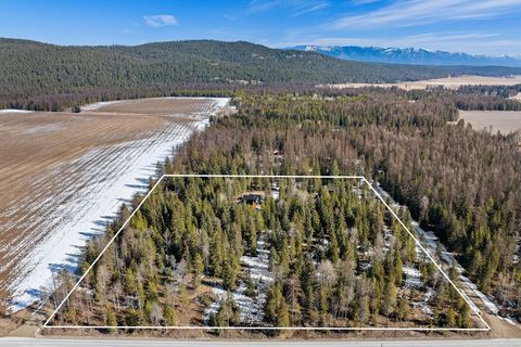 Tiny photo for 757 Lodgepole Road, Whitefish, MT 59937 (MLS # 30065974)