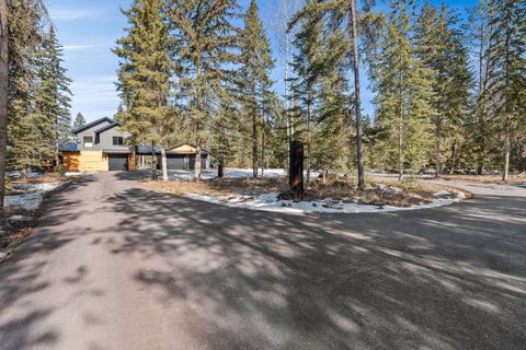 Tiny photo for 757 Lodgepole Road, Whitefish, MT 59937 (MLS # 30065974)