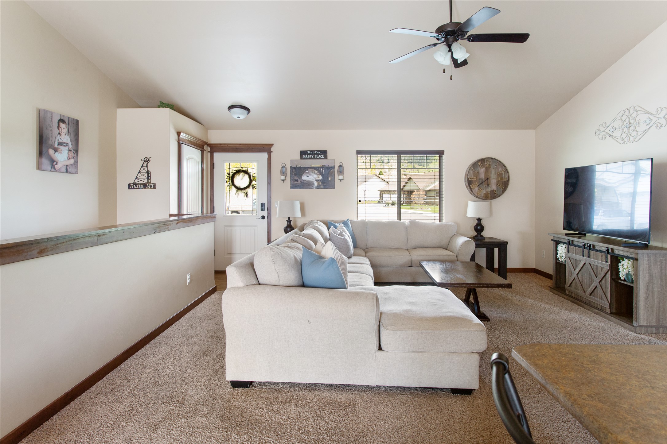 Butte, Montana 59701, United States, 5 Bedrooms Bedrooms, ,3 BathroomsBathrooms,Residential,Active,136738